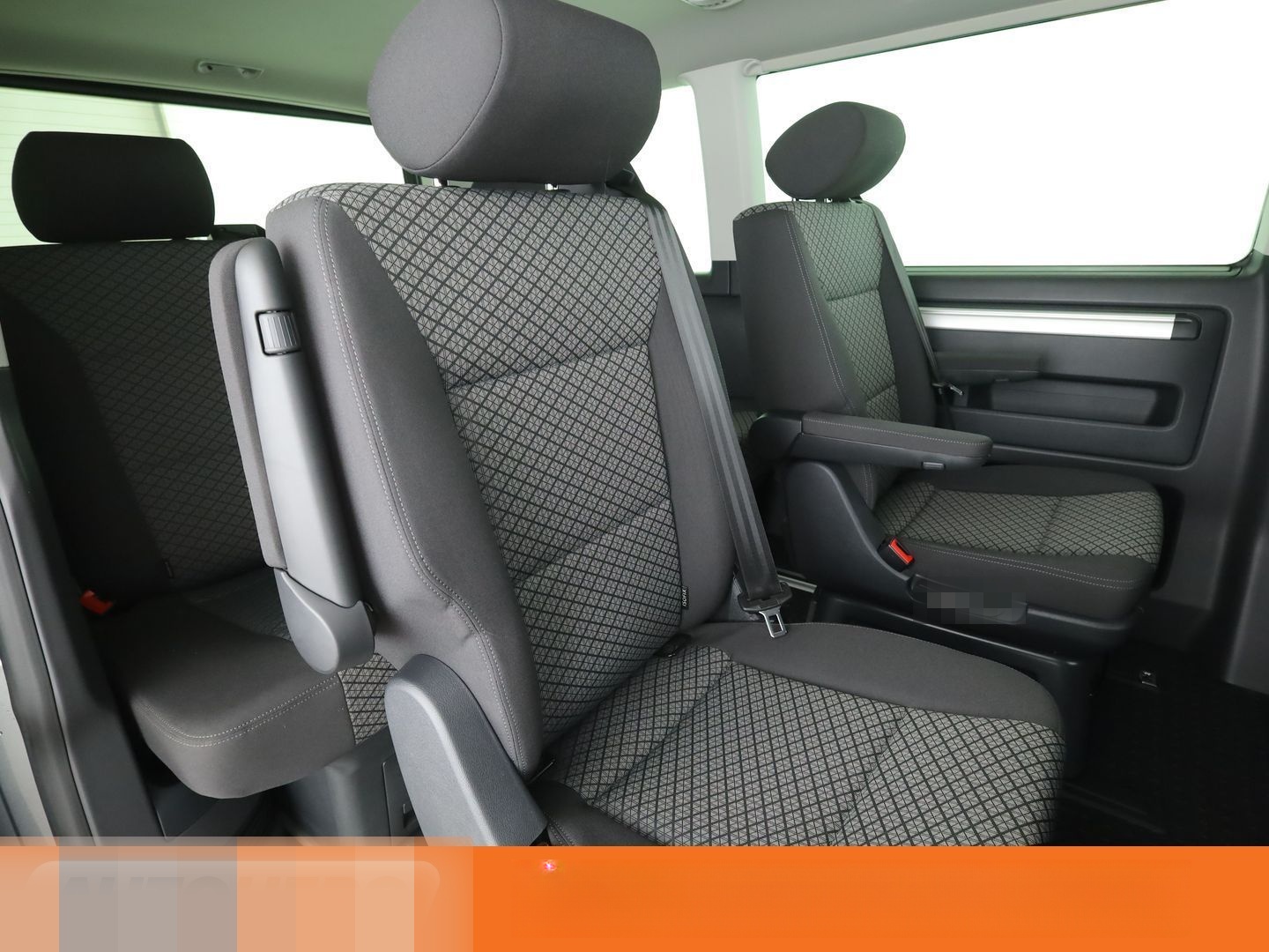 Volkswagen T6 Multivan 2.0 TDI Trendline FWD Aut.*NAVI*ACC* foto 14