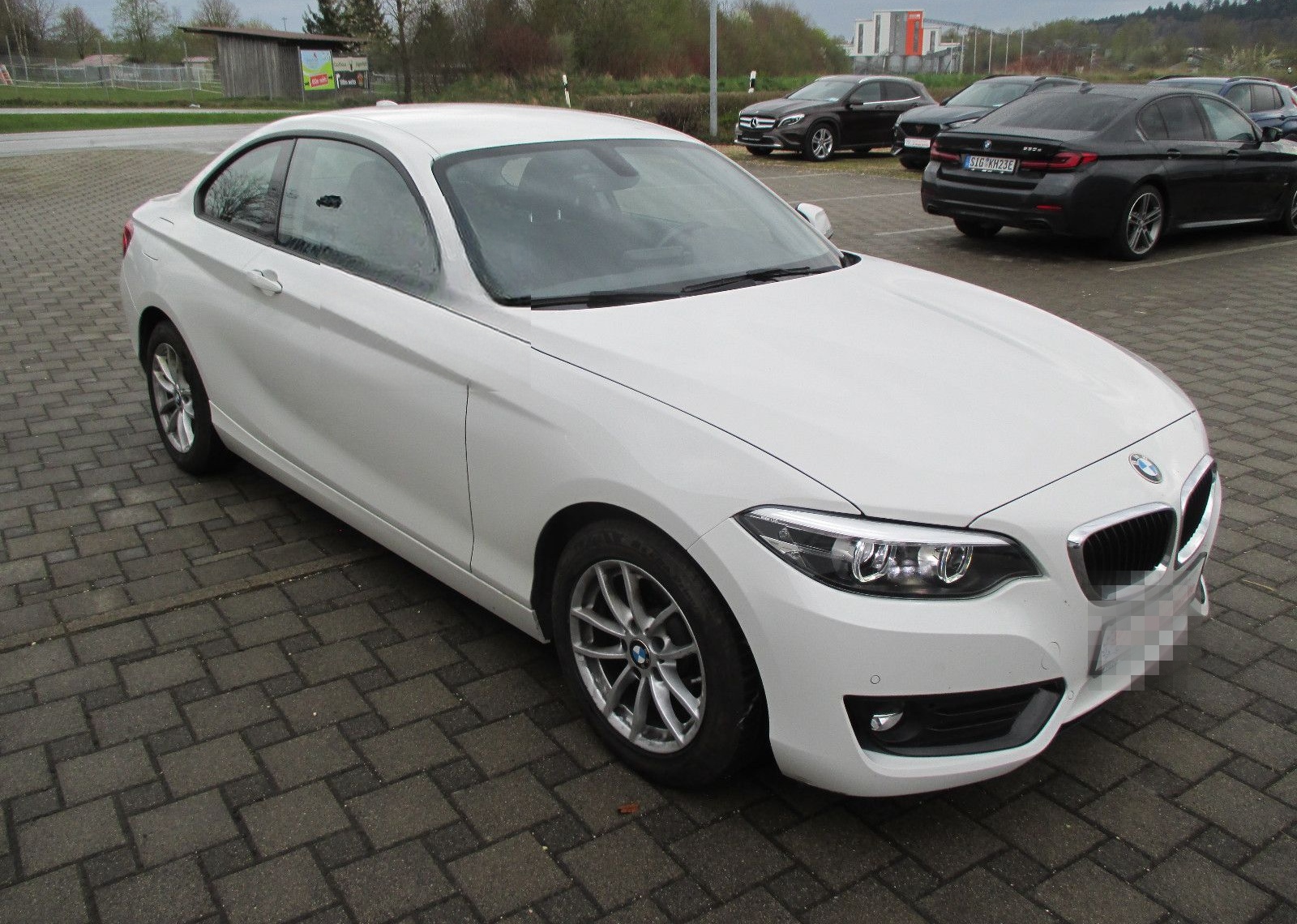 BMW 218 i Coupe Autom. foto 3