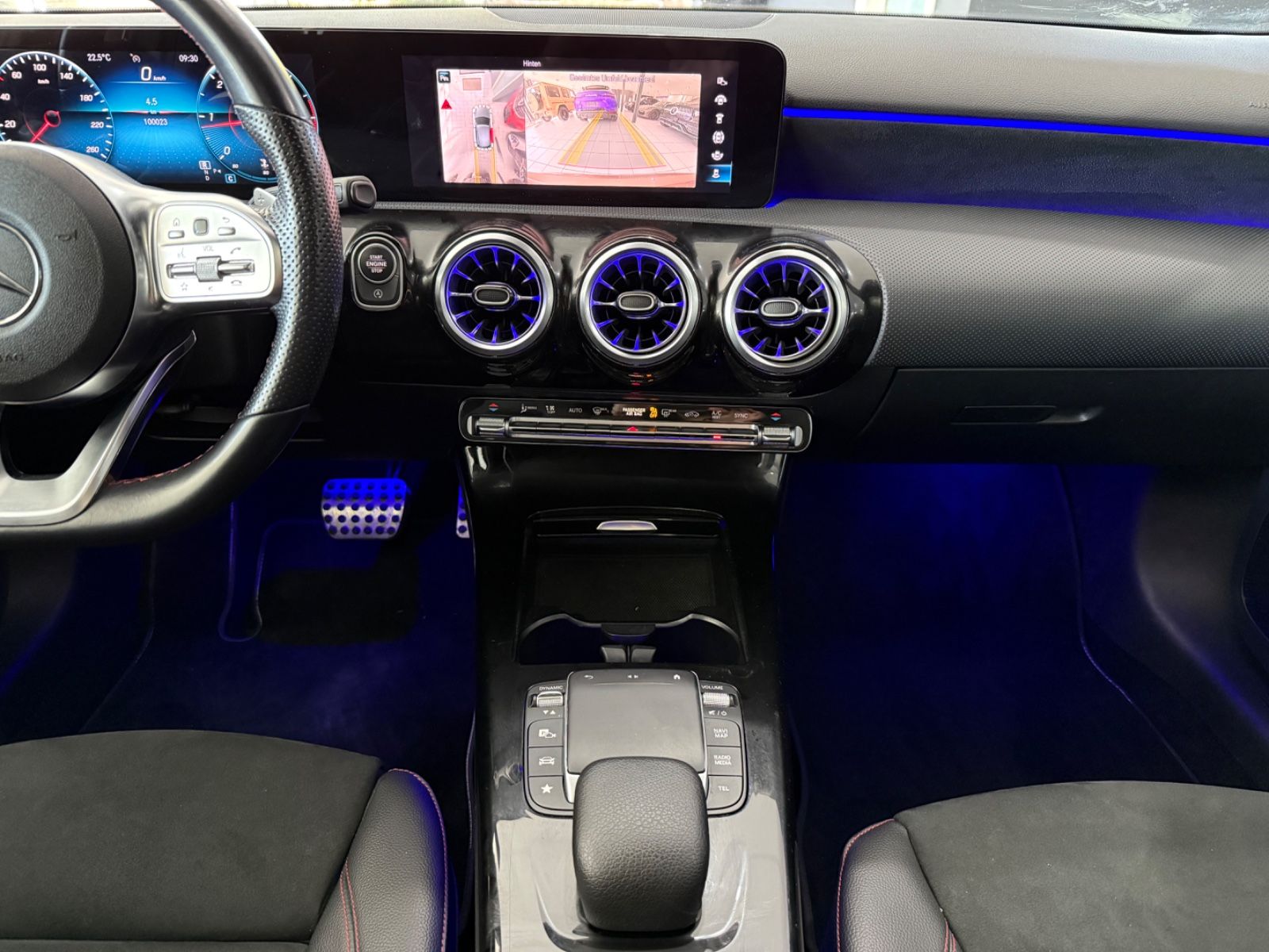 Mercedes-Benz A 200d*AMG-LINE*PANO*MEMORY*360*KEYLESS*MBEAM* foto 6