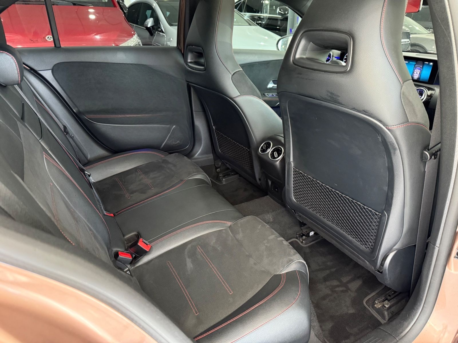 Mercedes-Benz A 200d*AMG-LINE*PANO*MEMORY*360*KEYLESS*MBEAM* foto 9