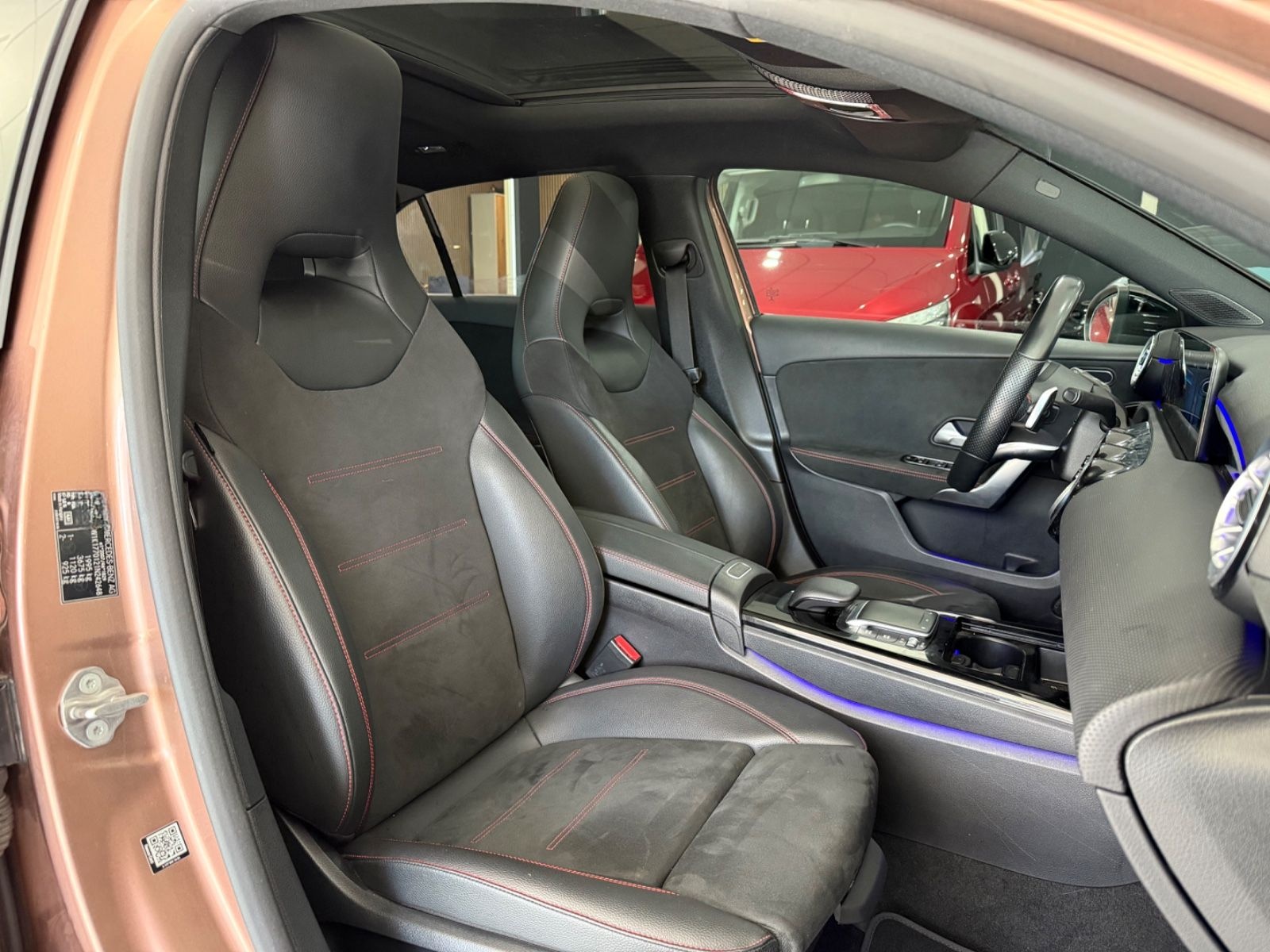 Mercedes-Benz A 200d*AMG-LINE*PANO*MEMORY*360*KEYLESS*MBEAM* foto 10
