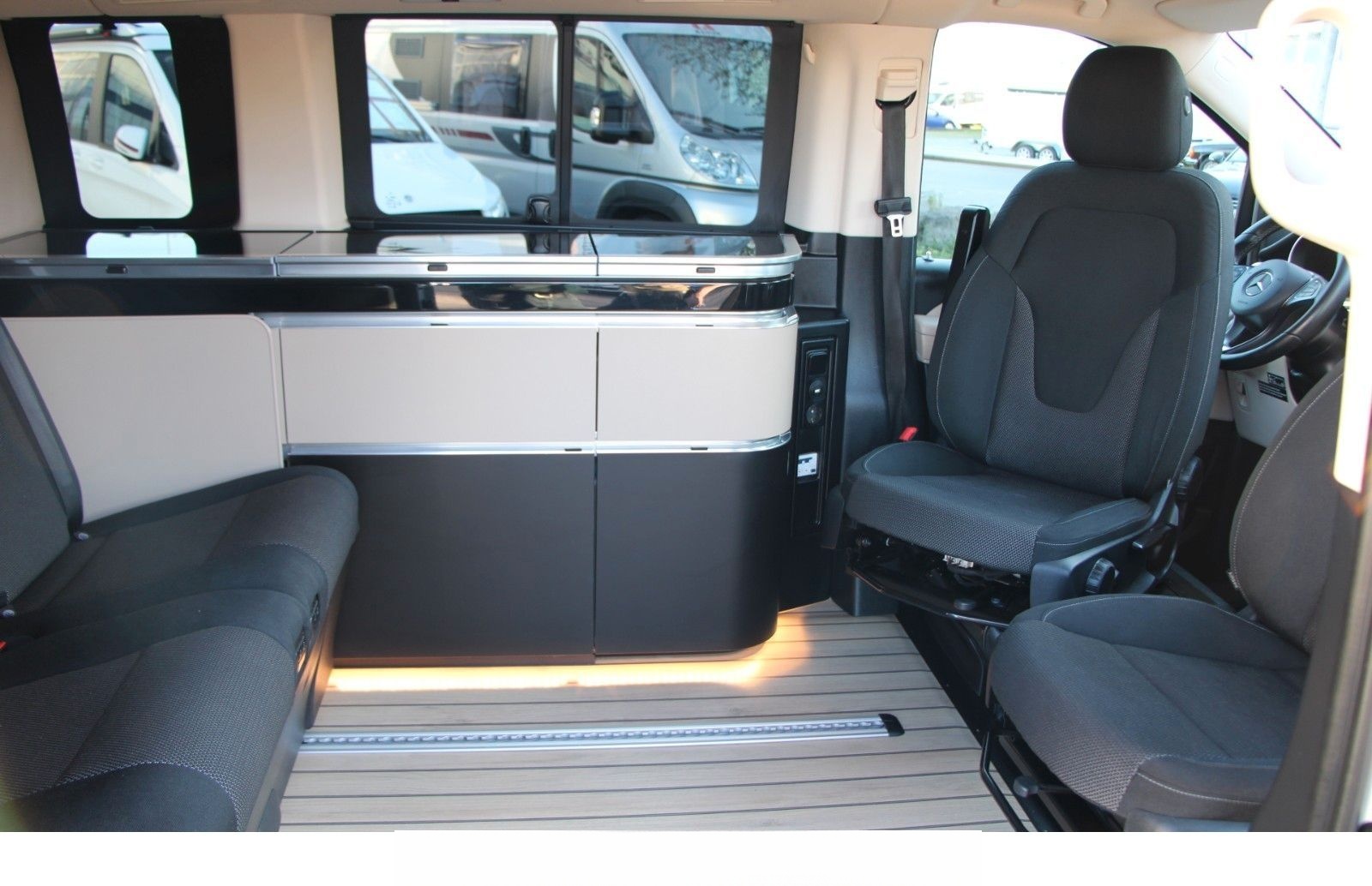 Mercedes-Benz V 250 Marco Polo Edition *Küche* Markise LED AHK foto 17