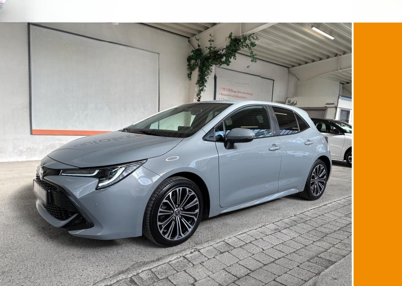 Toyota Corolla Hybrid Team D foto 1
