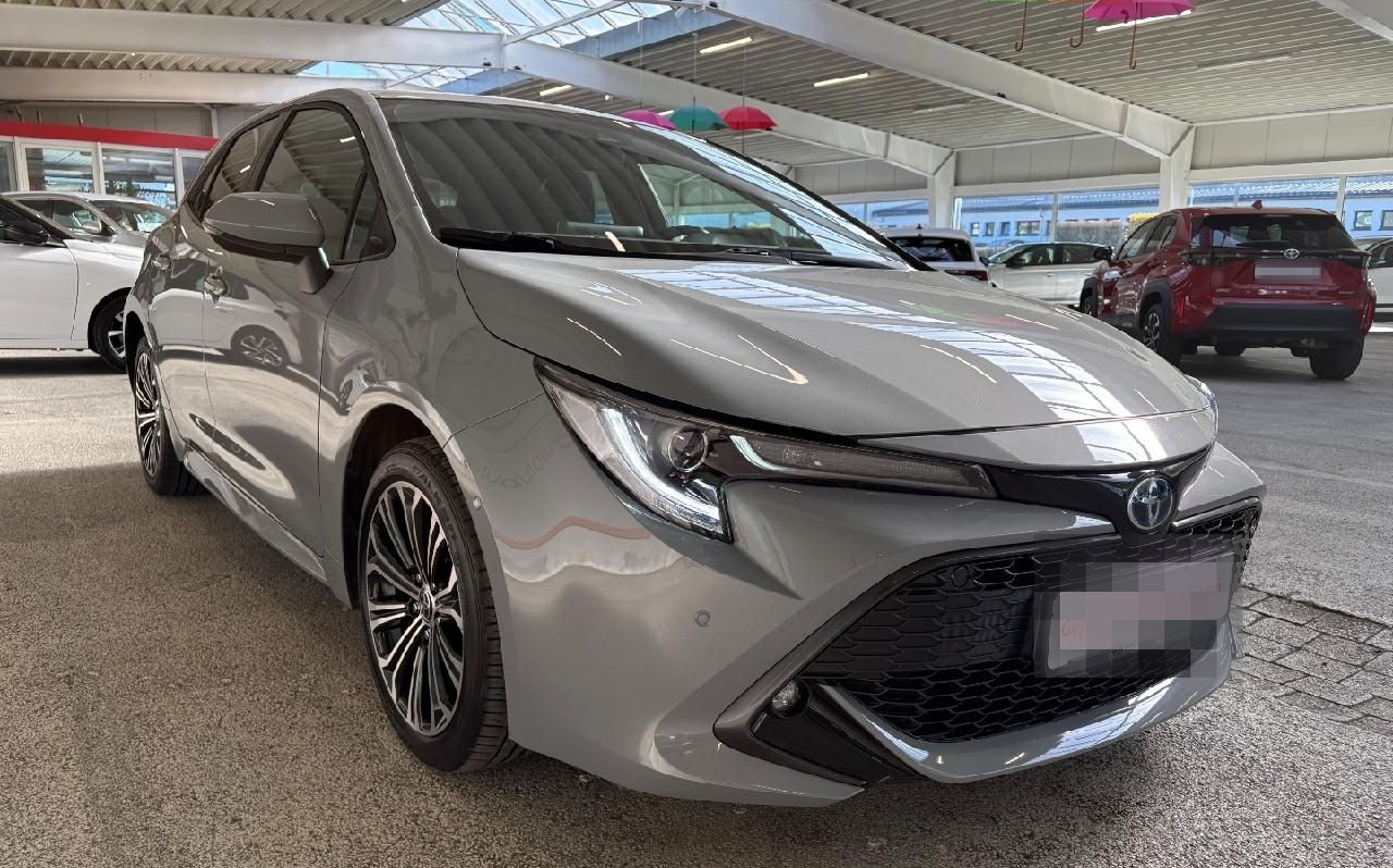 Toyota Corolla Hybrid Team D foto 5