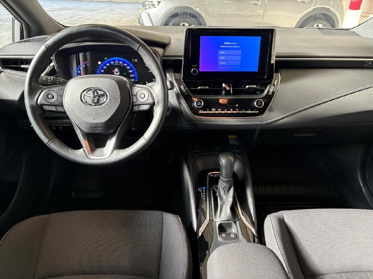Toyota Corolla Hybrid Team D foto 8