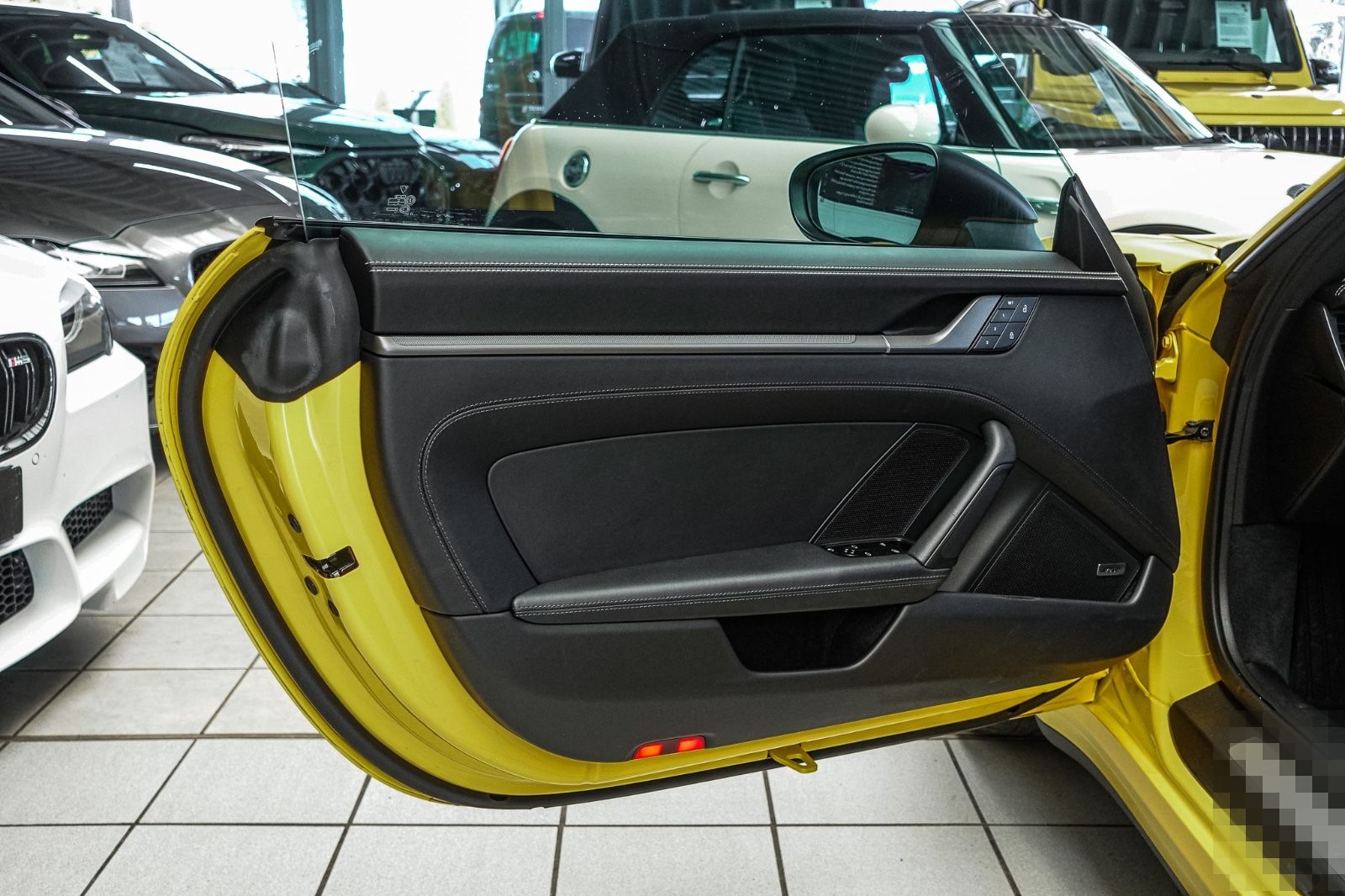 Porsche 992 Carrera 4S LIFT*14WSi*PANO*BOSE*SPORT-AGA*21 foto 14