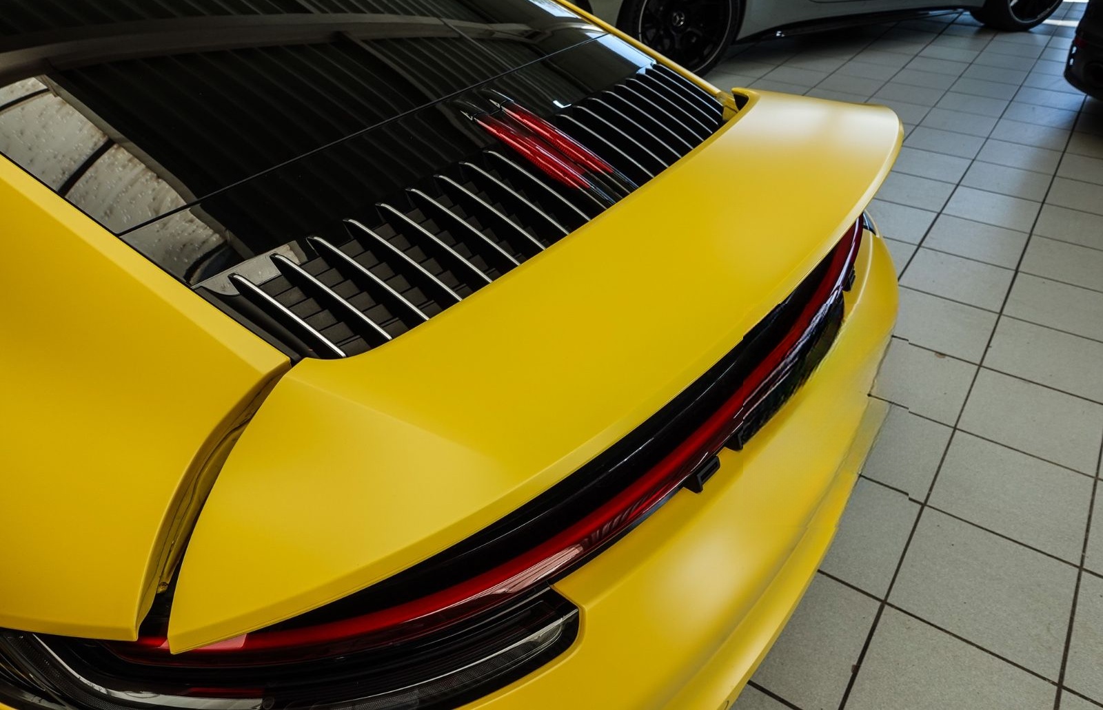 Porsche 992 Carrera 4S LIFT*14WSi*PANO*BOSE*SPORT-AGA*21 foto 15