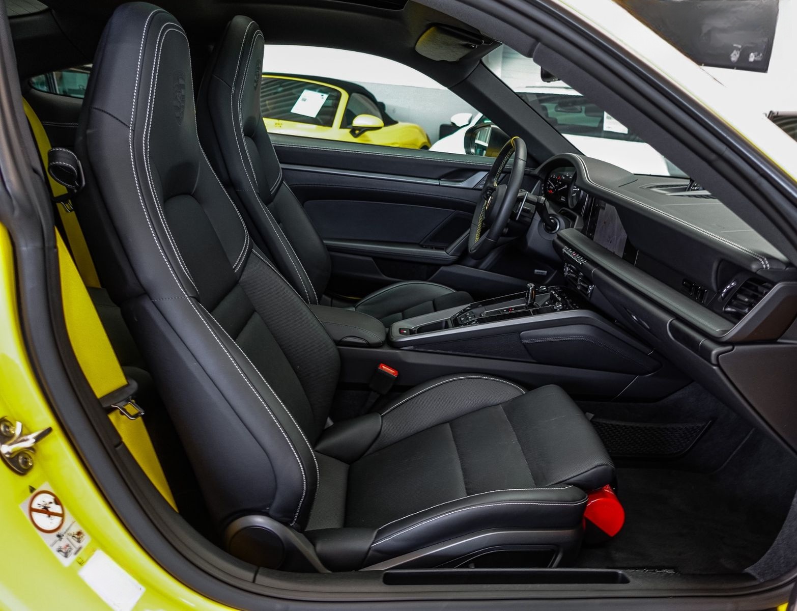 Porsche 992 Carrera 4S LIFT*14WSi*PANO*BOSE*SPORT-AGA*21 foto 19