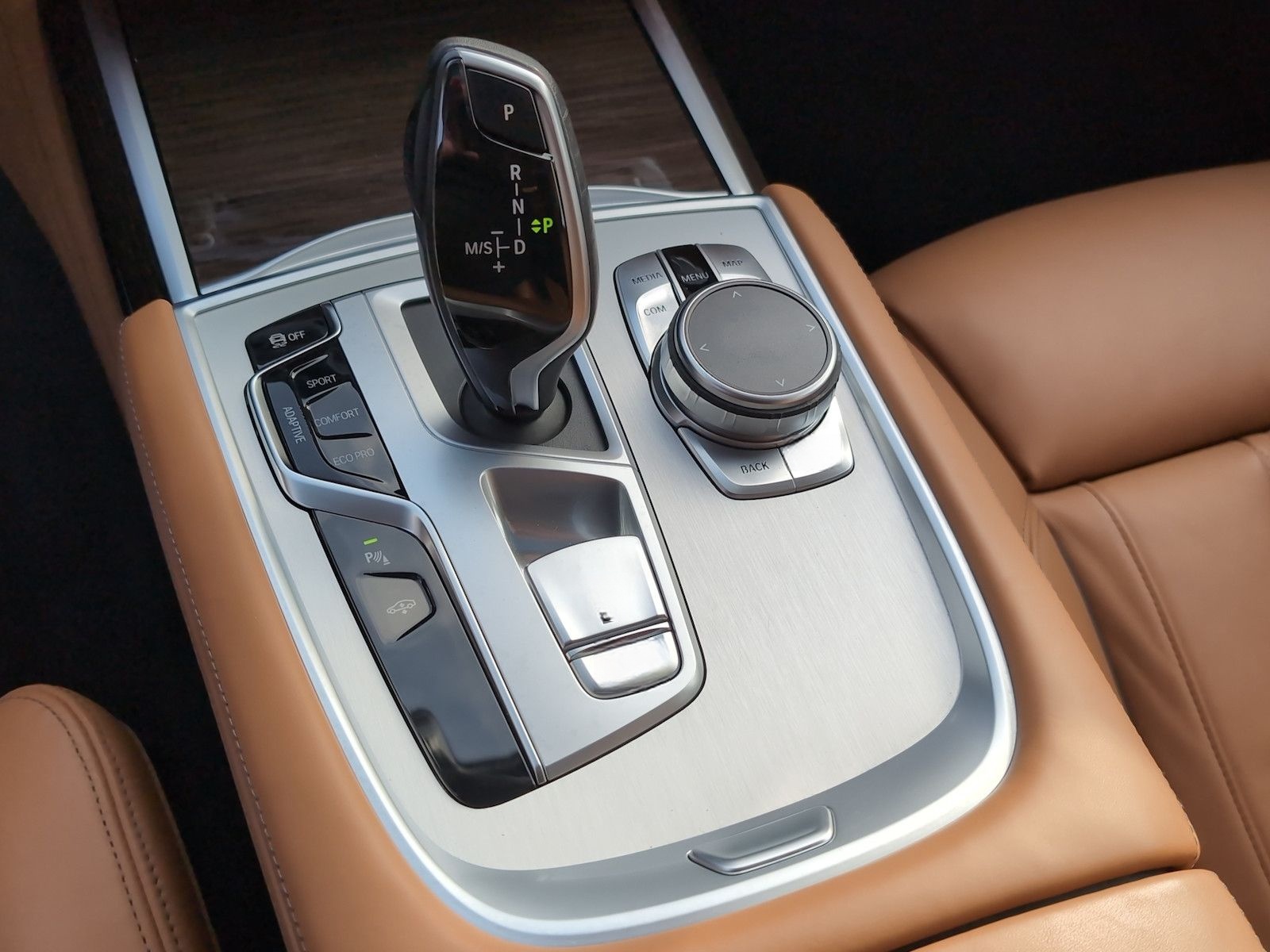 BMW 750i xDrive *LED*Nappa*Softc*HUD*GSD* foto 12