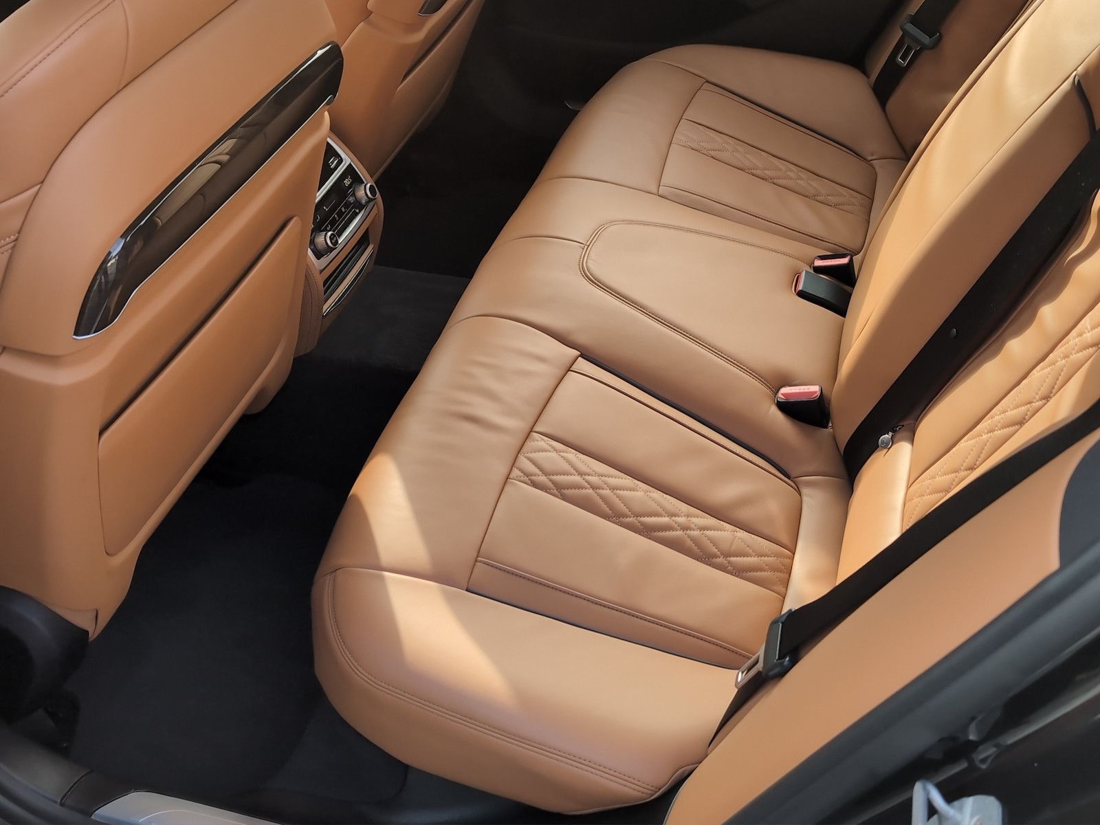 BMW 750i xDrive *LED*Nappa*Softc*HUD*GSD* foto 21