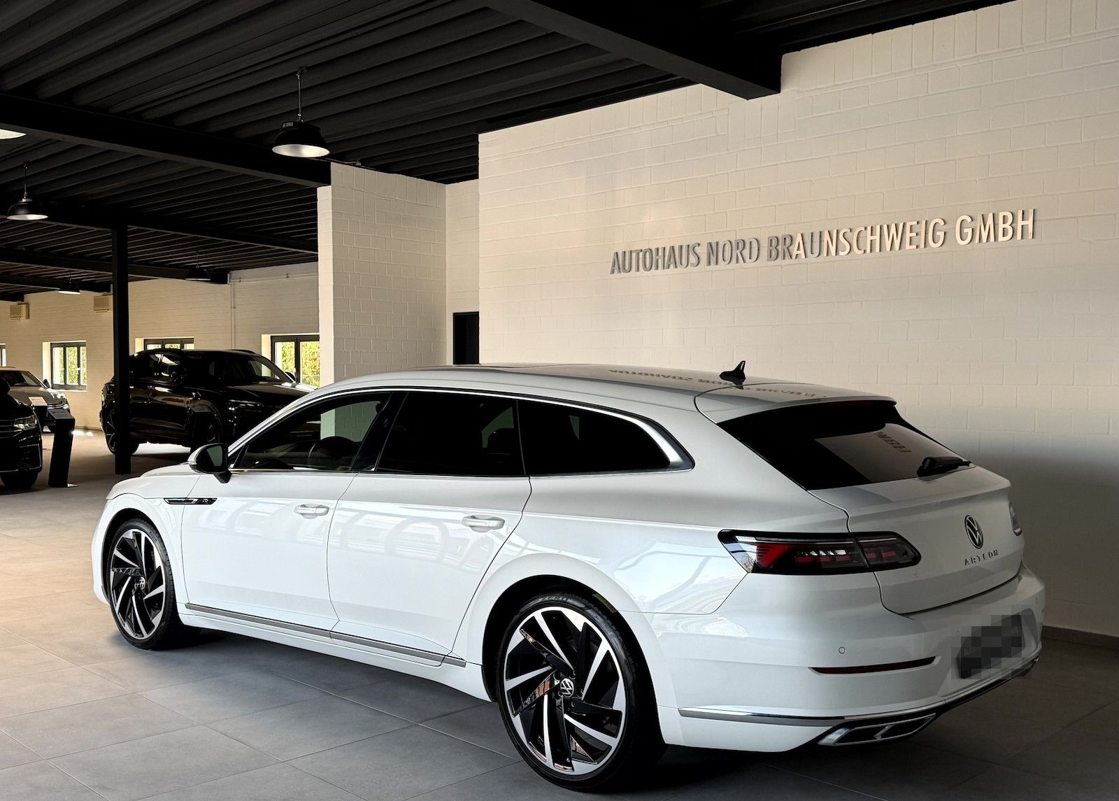 Volkswagen Arteon Shooting Brake 2.0TSI R Line*Pano*H&K*HUD foto 5