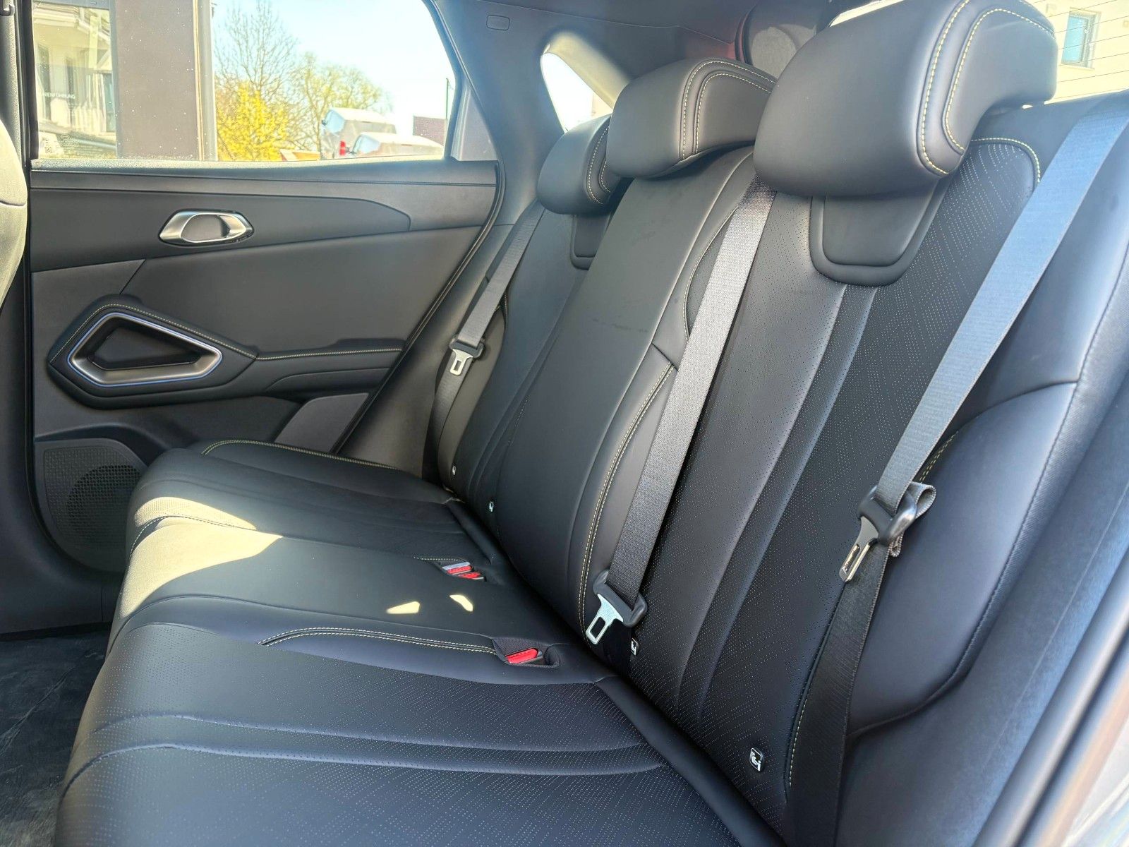 BYD ATTO 2 DM-i Boost foto 18