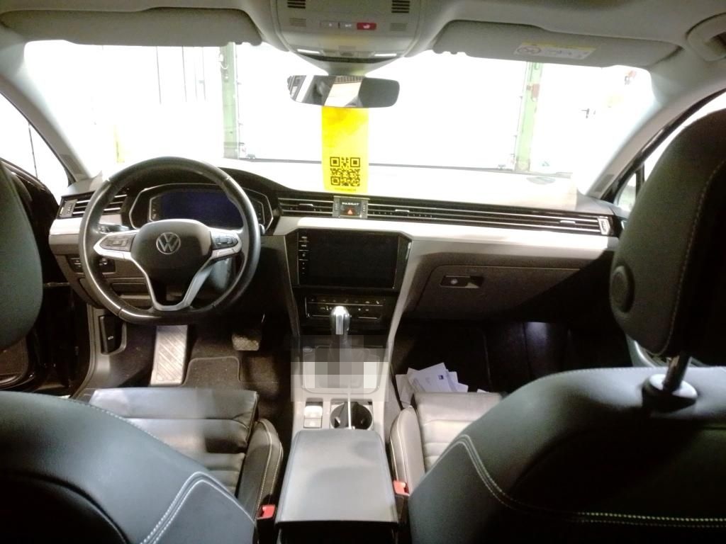 Volkswagen Passat Variant TDI Business DSG Standhzg. Matrix foto 4