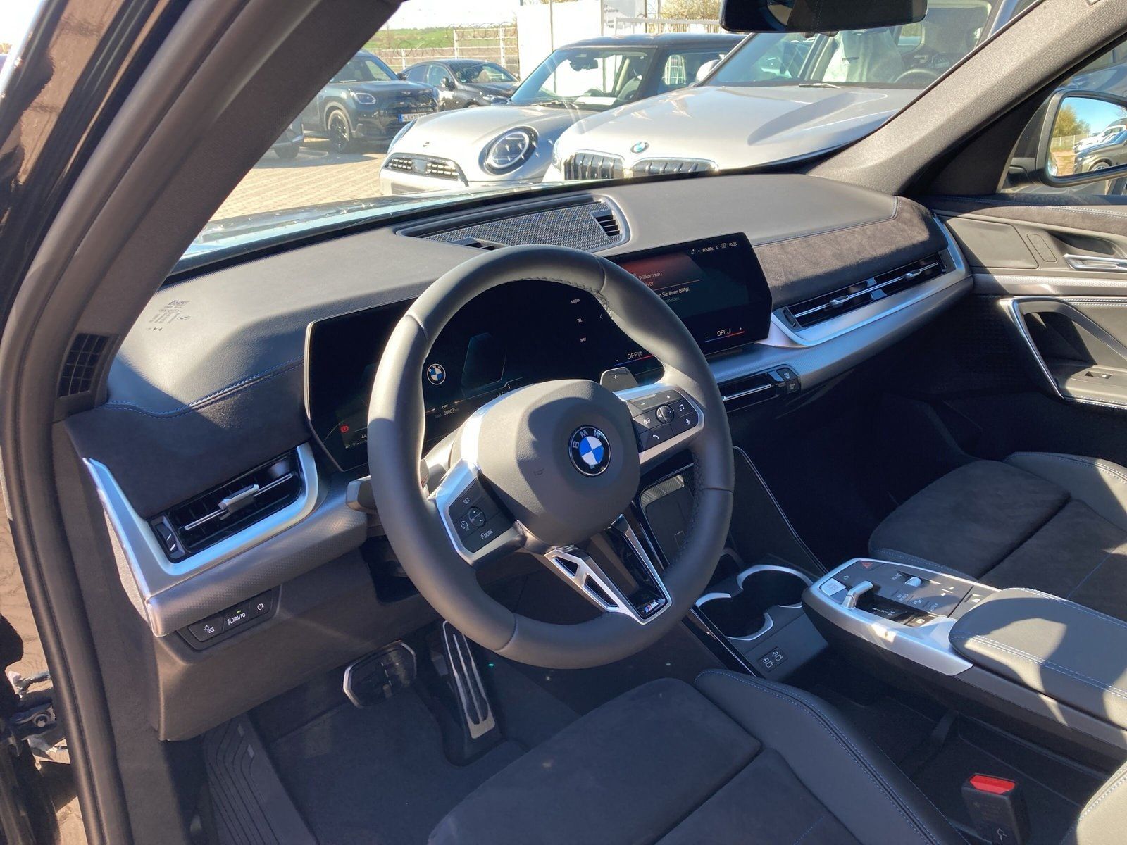 BMW X1 sDrive20i M Sportpaket DAB LED Komfortzg. foto 8