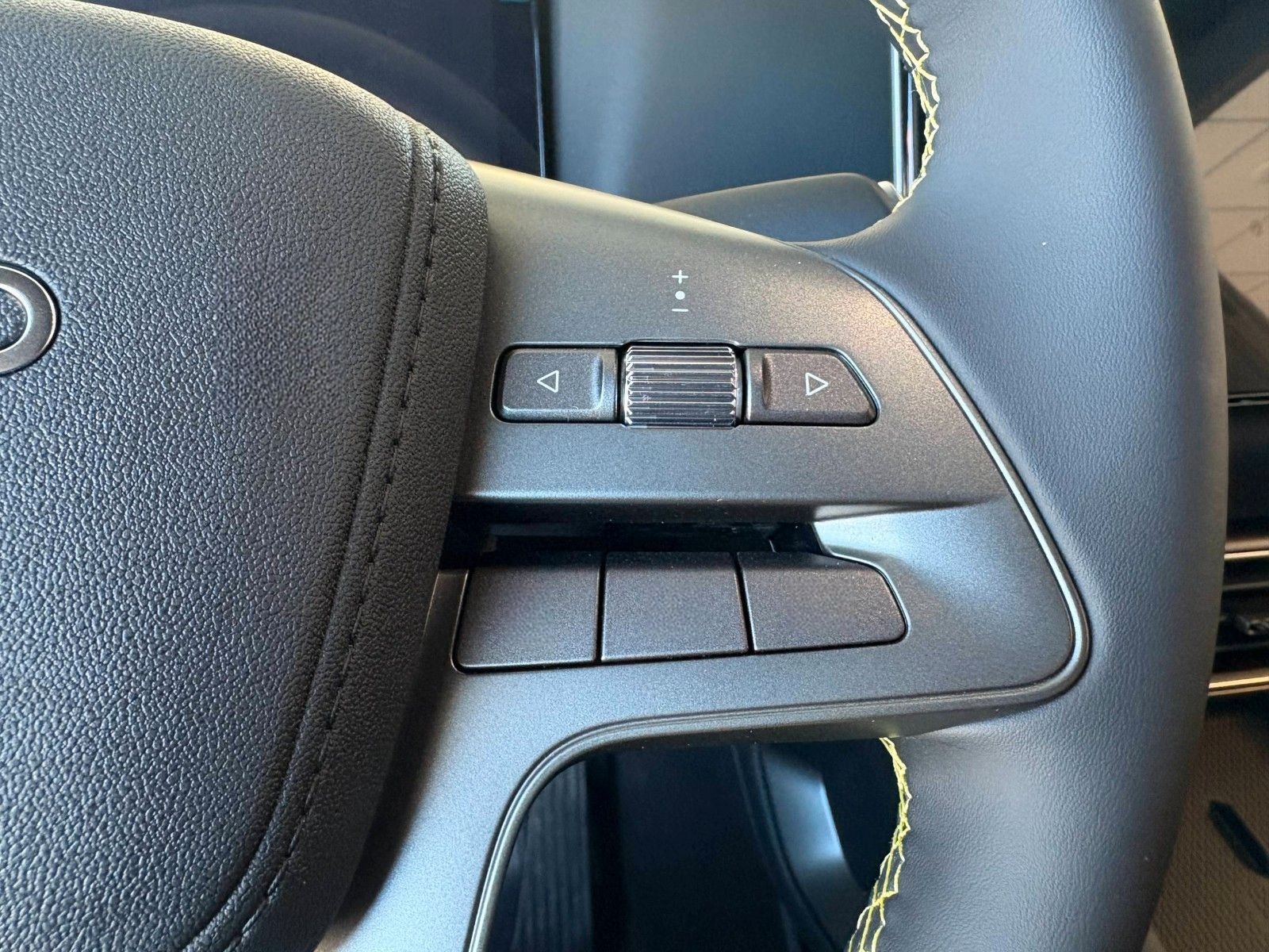 BYD ATTO 2 DM-i Boost foto 18