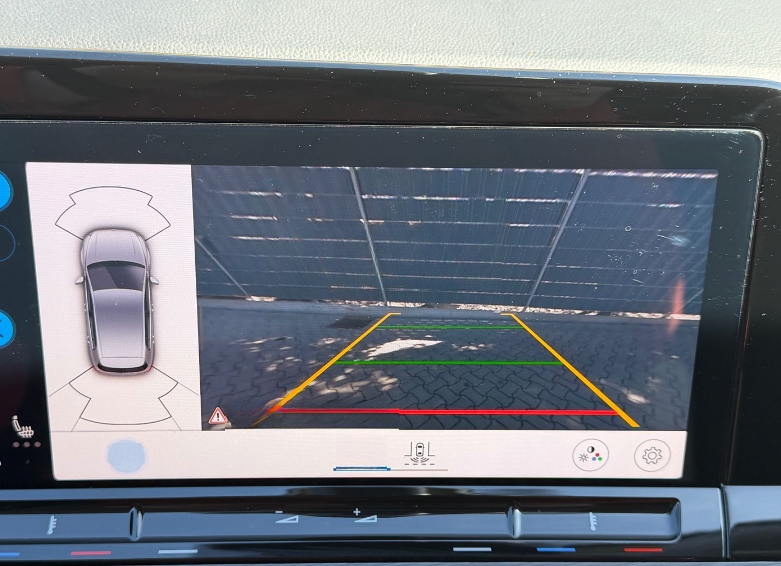 Volkswagen Golf VIII Lim. Style Matrix LED Standh. Alcantar foto 22