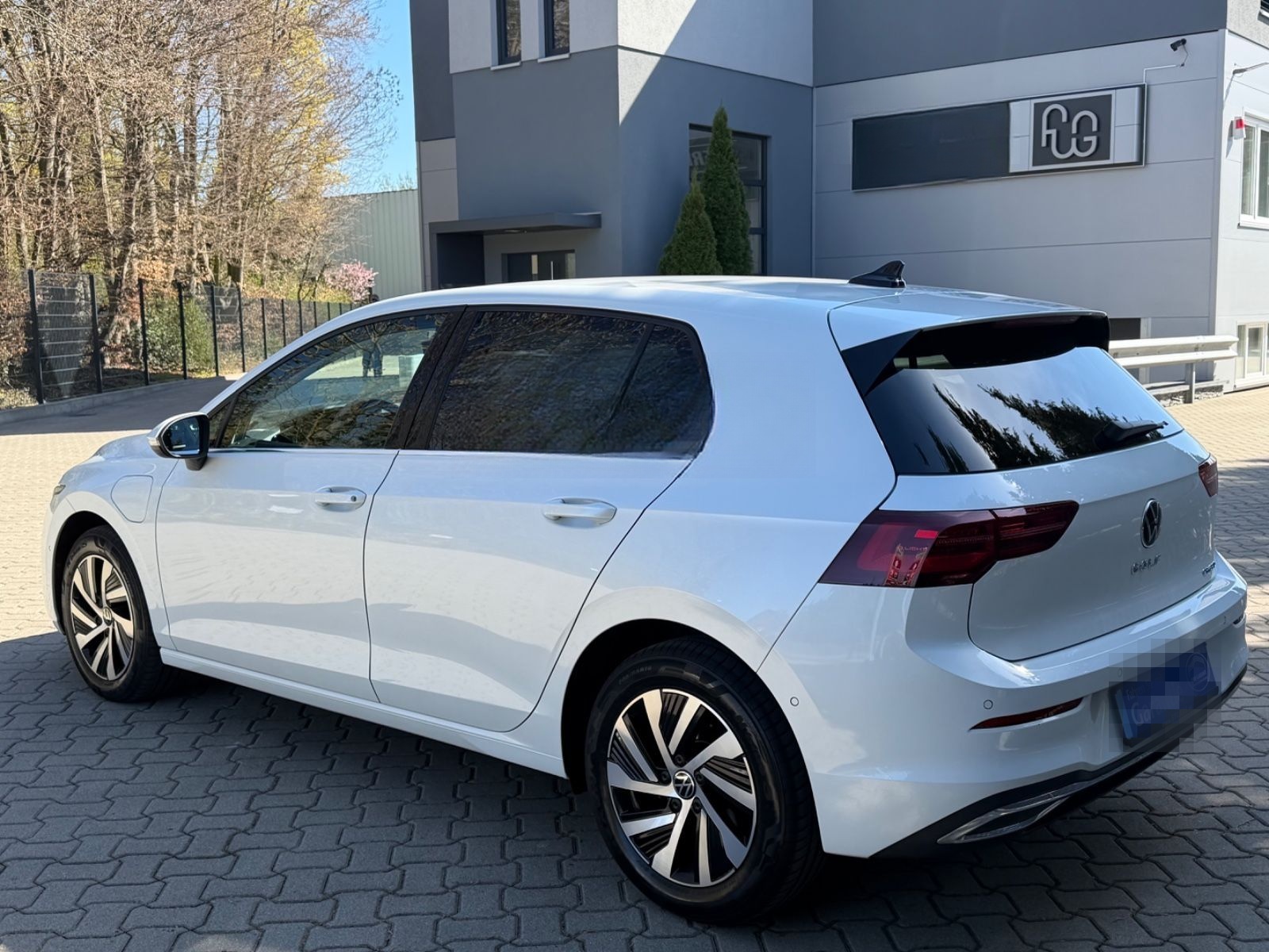 Volkswagen Golf VIII Lim. Style Matrix LED Standh. Alcantar foto 6