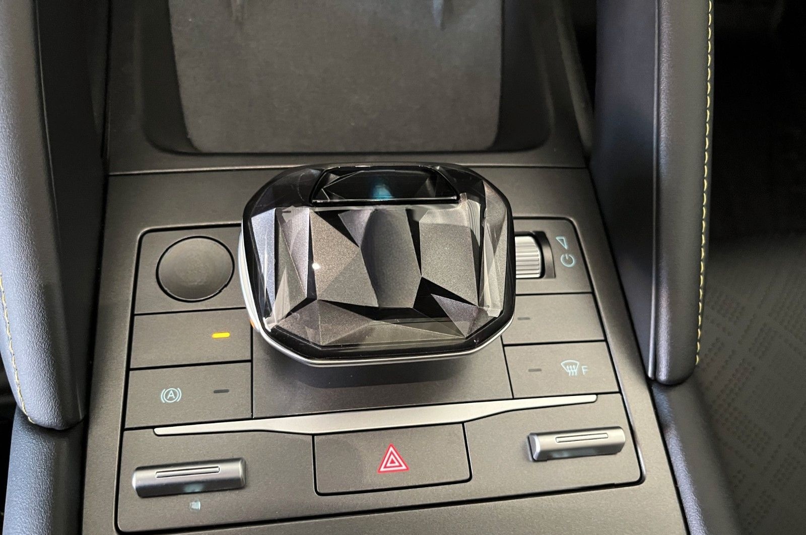 BYD ATTO 2 Boost/PANO-DA/ACC/LEDER/360°/SHZ/ foto 18