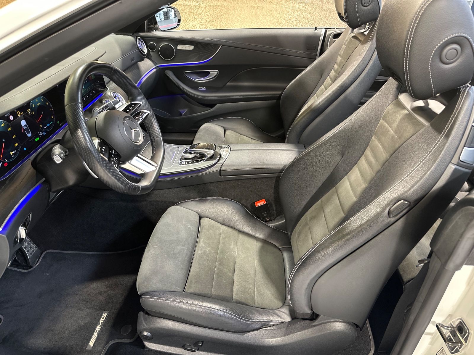 Mercedes-Benz E 200 Cabrio AMG-Line * KAMERA * SCHECKHEFT * foto 12