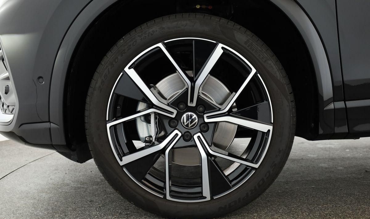 Volkswagen Tiguan 2.0 TDI 4M DSG R-Line Leder Pano Navi 360 foto 7