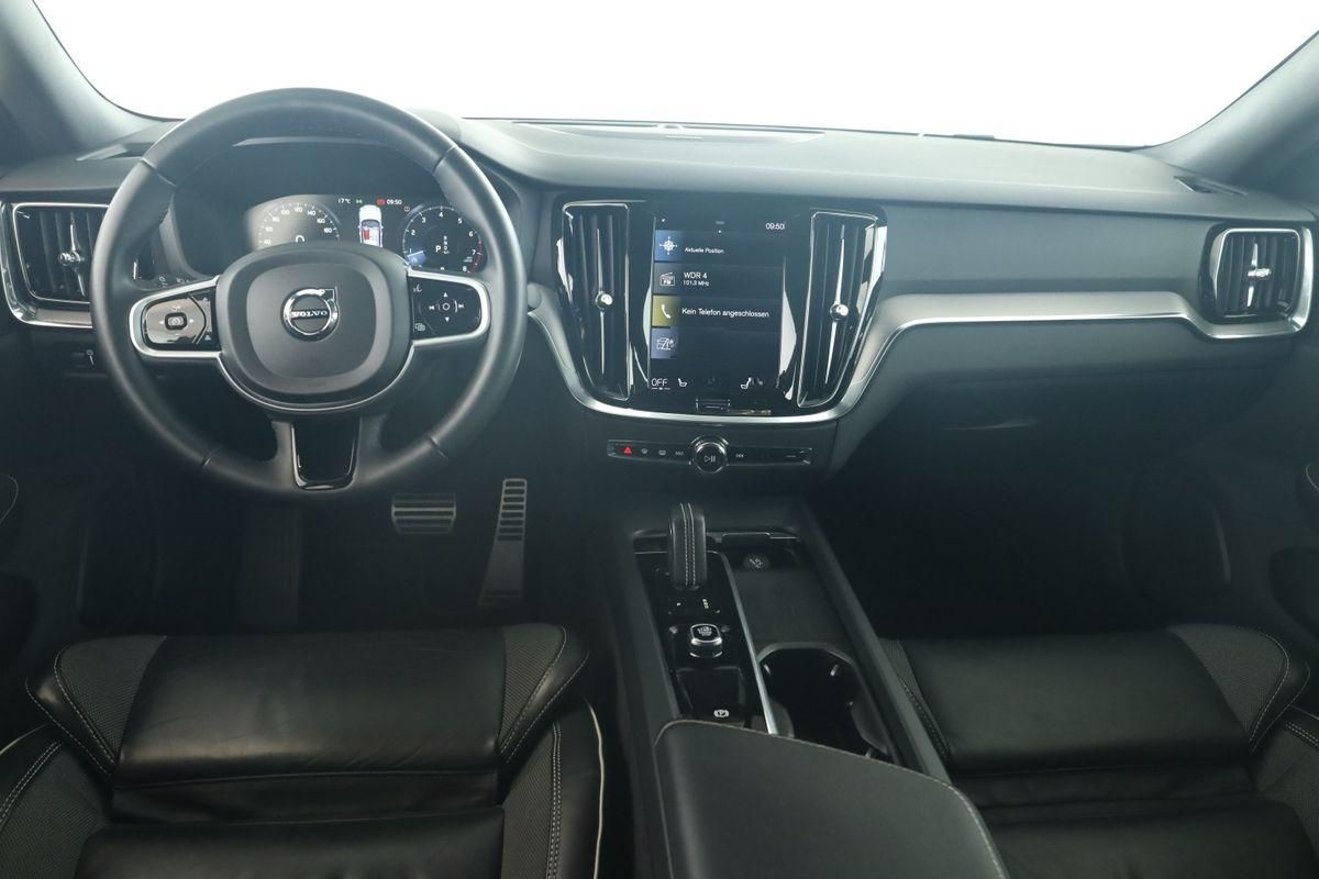 Volvo S60 B4 R-Design LED HarmanK Pilot KeyGo STHZ 360 foto 13