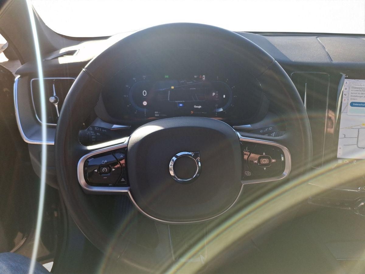 Volvo XC60 B4 Mild-Hybrid Diesel 2WD Pano AHK Pano foto 14