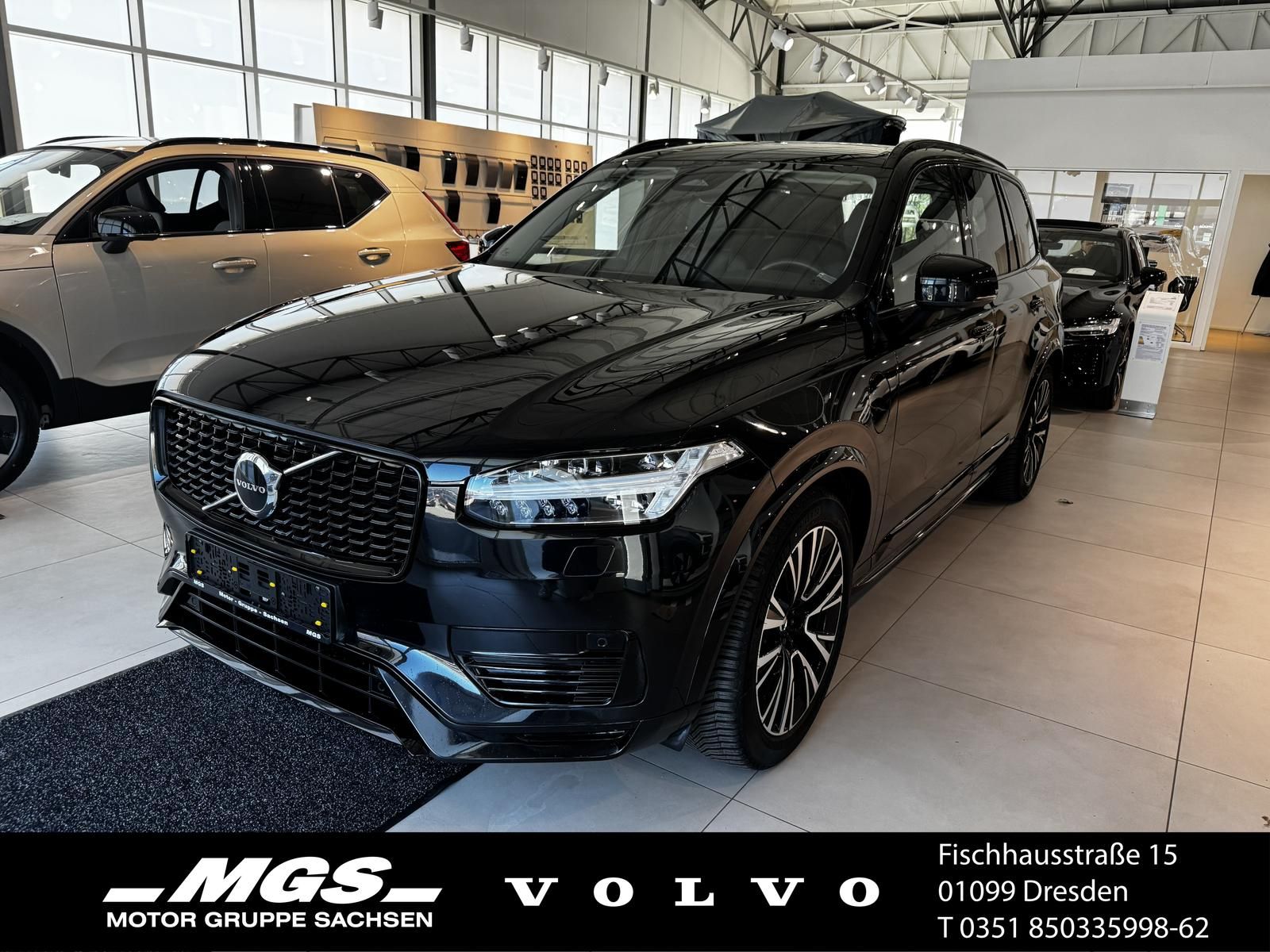 Volvo XC90 T8 AWD Plug-In Hybrid Plus Dark foto 1