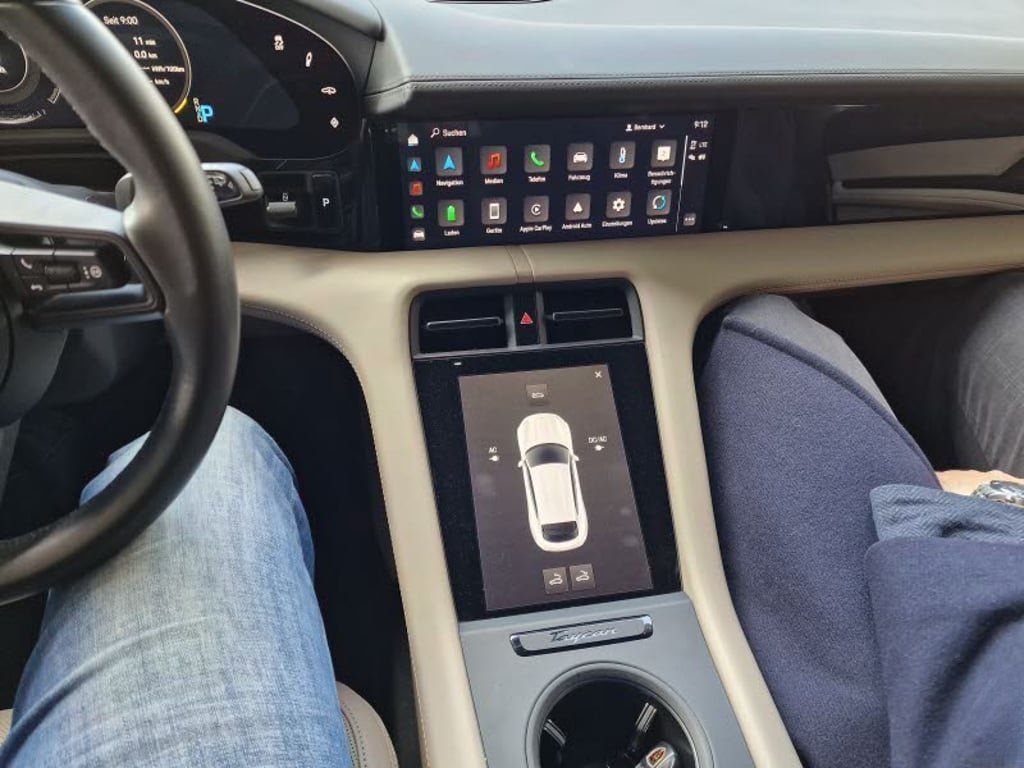 Porsche Taycan Cross Turismo Turbo 93kWh LUFT/PANO/ACC foto 13