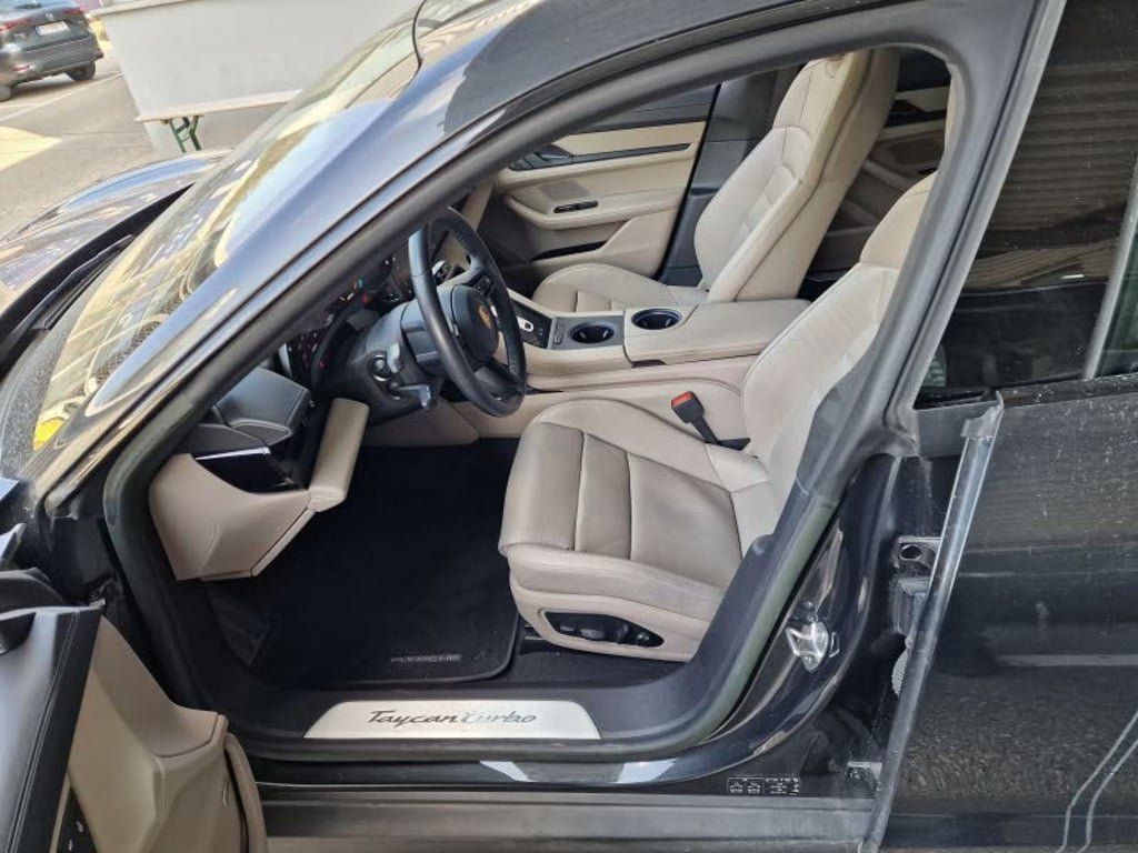 Porsche Taycan Cross Turismo Turbo 93kWh LUFT/PANO/ACC foto 7
