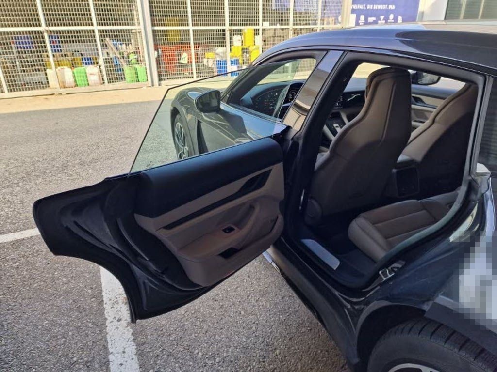 Porsche Taycan Cross Turismo Turbo 93kWh LUFT/PANO/ACC foto 10