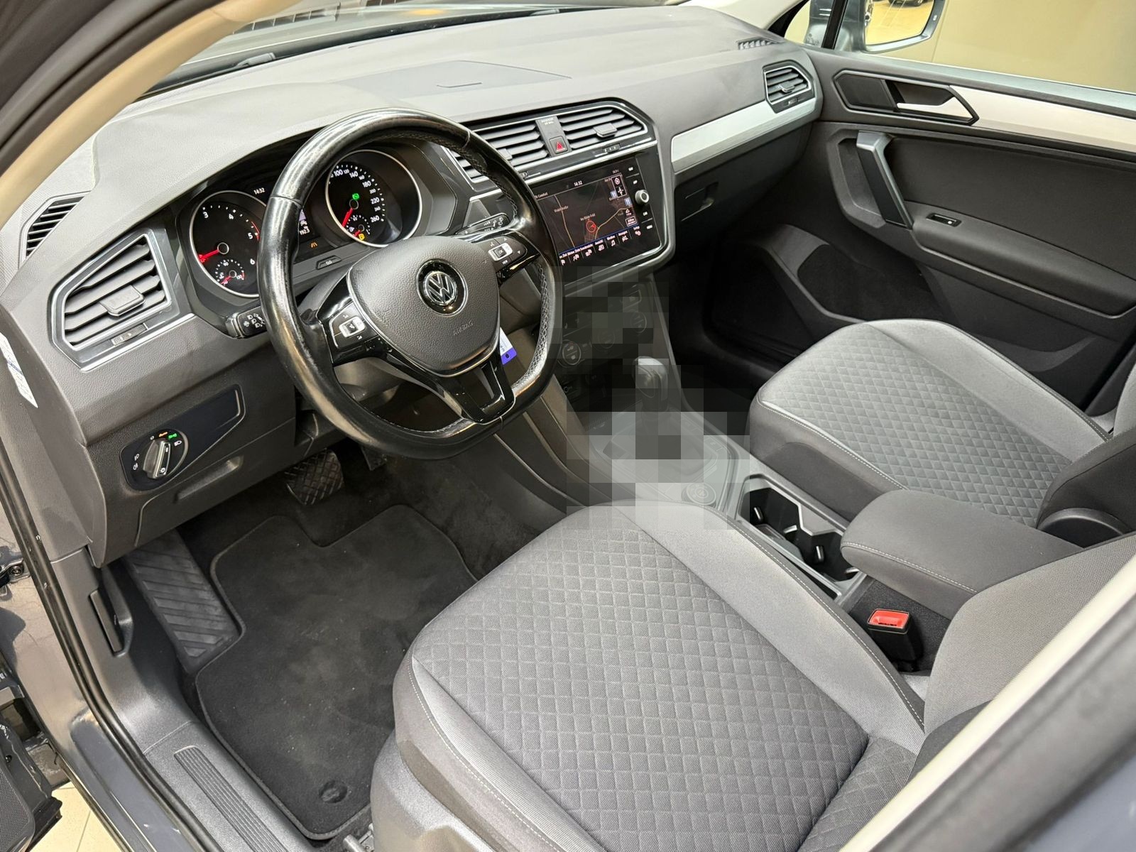 Volkswagen Tiguan 2.0d DSG Comf 4Mot >NAVI+SHZ+PDC+LM+AHK+ foto 12