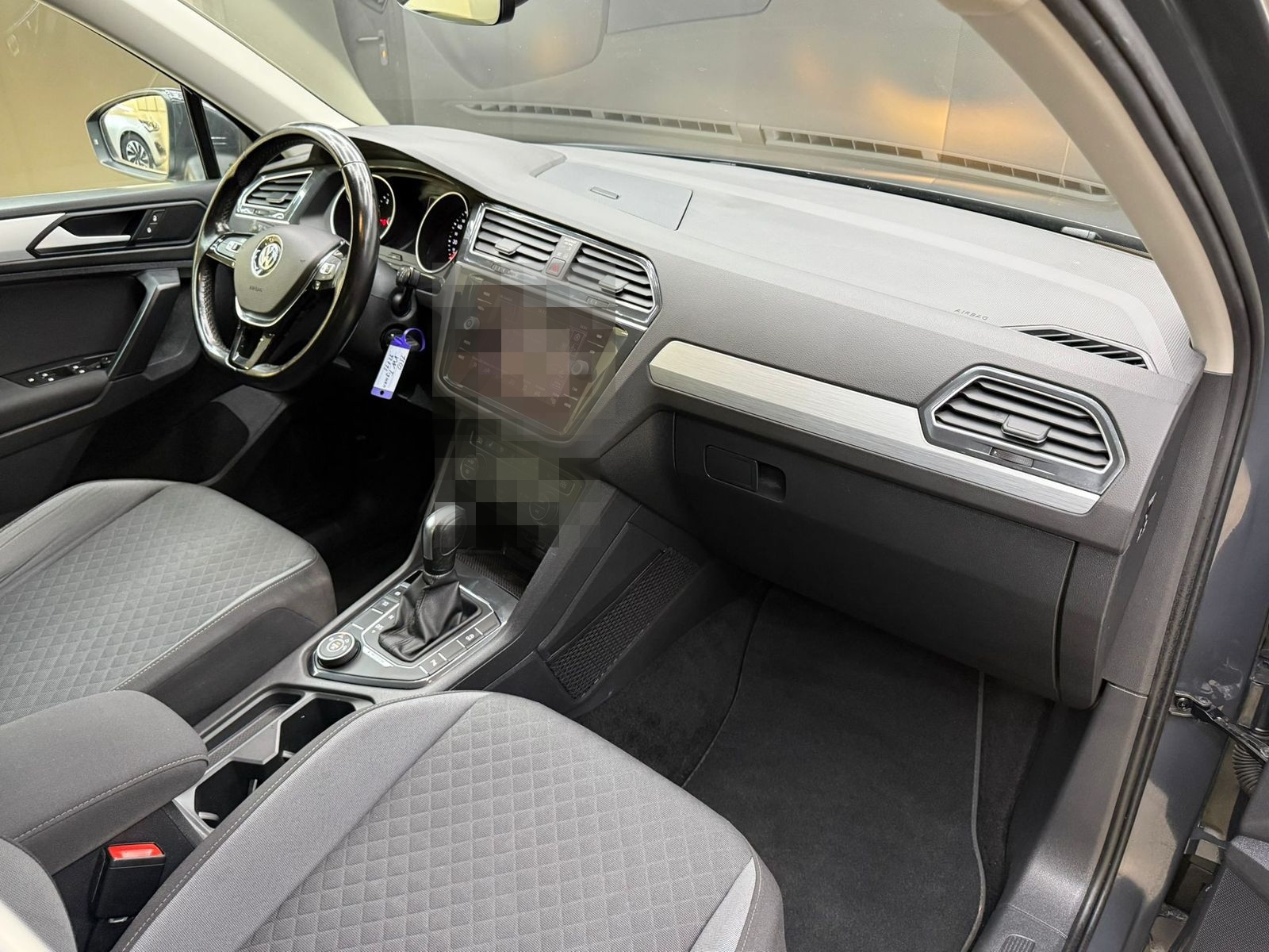 Volkswagen Tiguan 2.0d DSG Comf 4Mot >NAVI+SHZ+PDC+LM+AHK+ foto 14