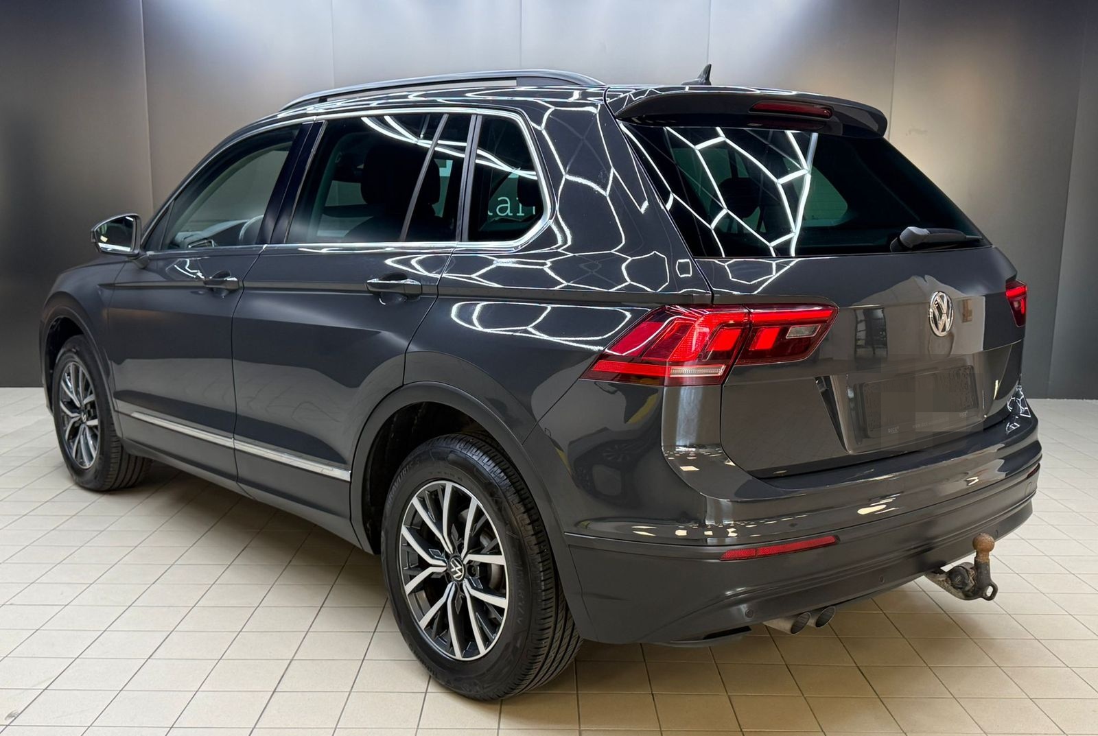 Volkswagen Tiguan 2.0d DSG Comf 4Mot >NAVI+SHZ+PDC+LM+AHK+ foto 5