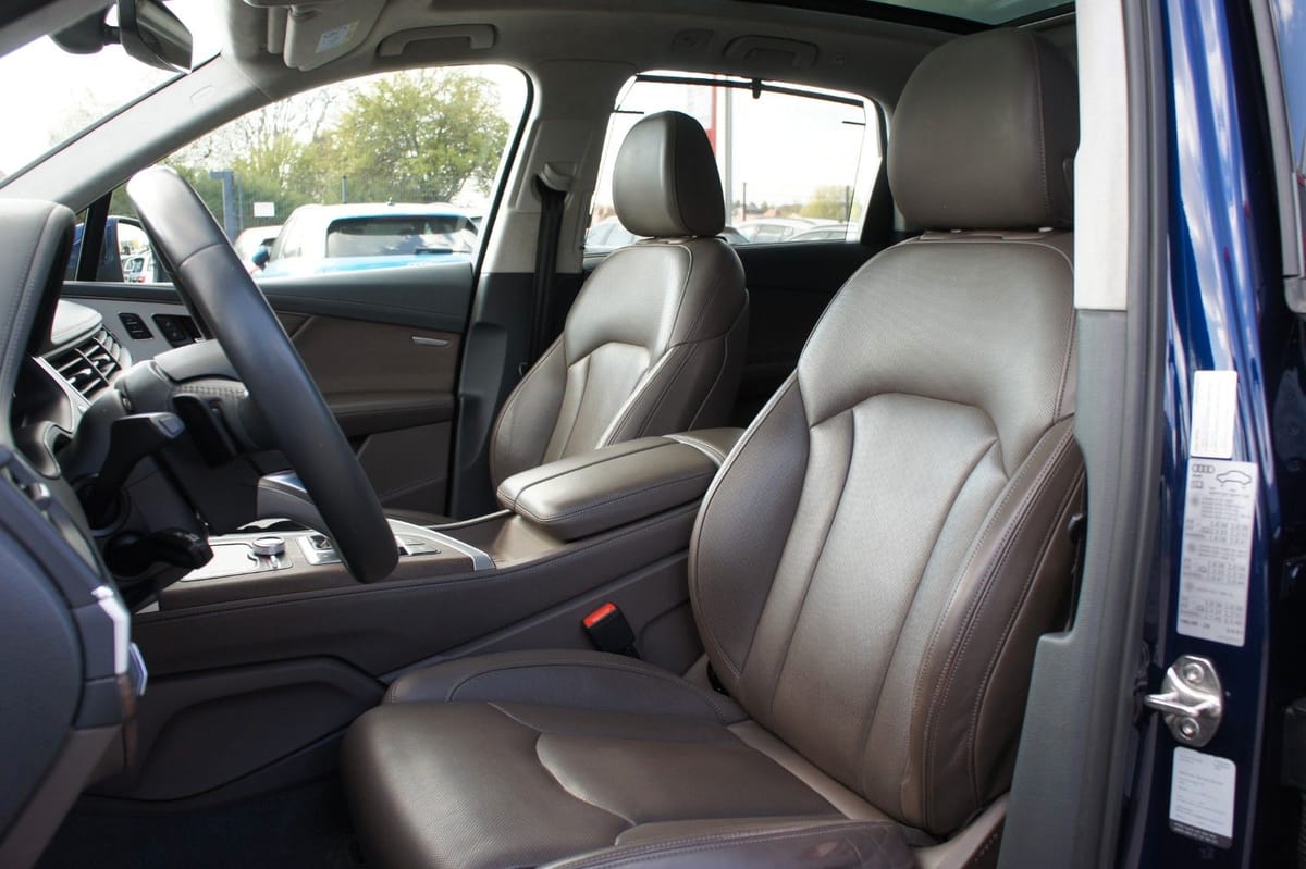 Audi Q7 50 TDI quattro tiptronic*S-LINE*STANDHZG*AHK* foto 21