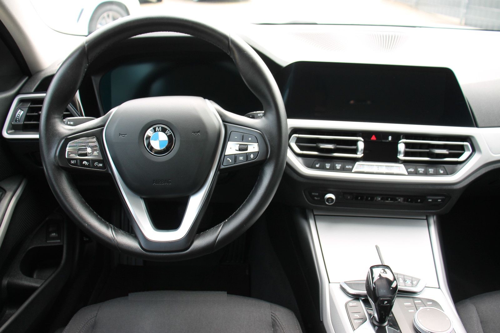 BMW 330 d Touring xDrive 1.Hand HUD LED LiveCockpit foto 11