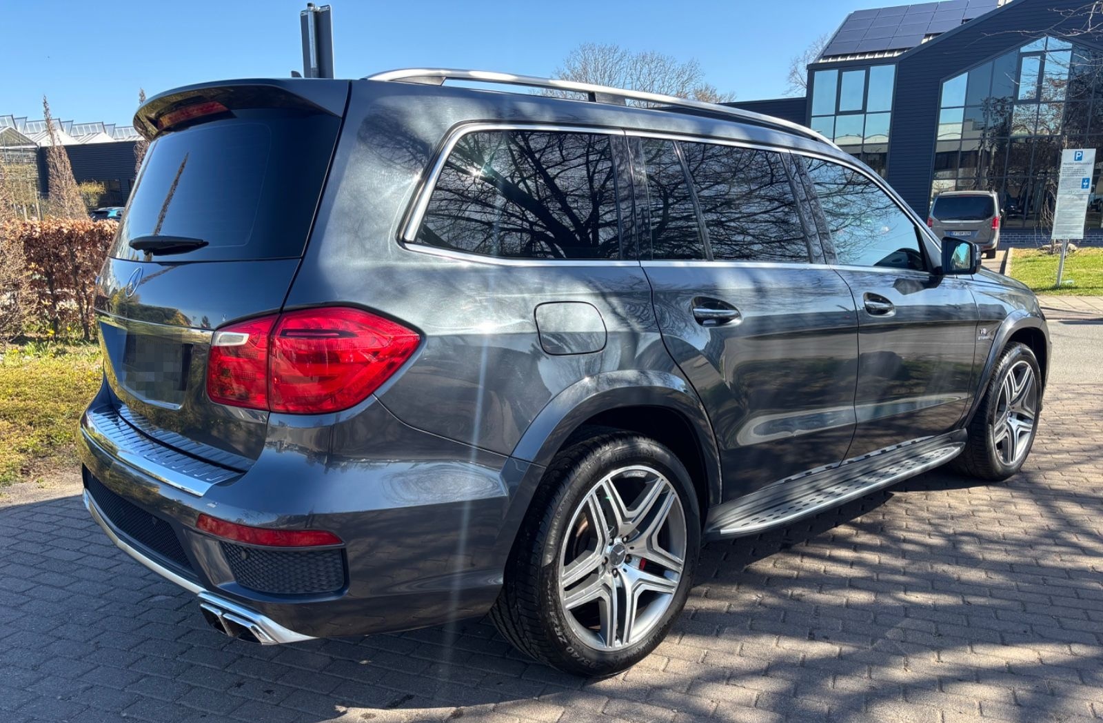 Mercedes-Benz GL 63 AMG GL GL 63 AMG 4Matic foto 2