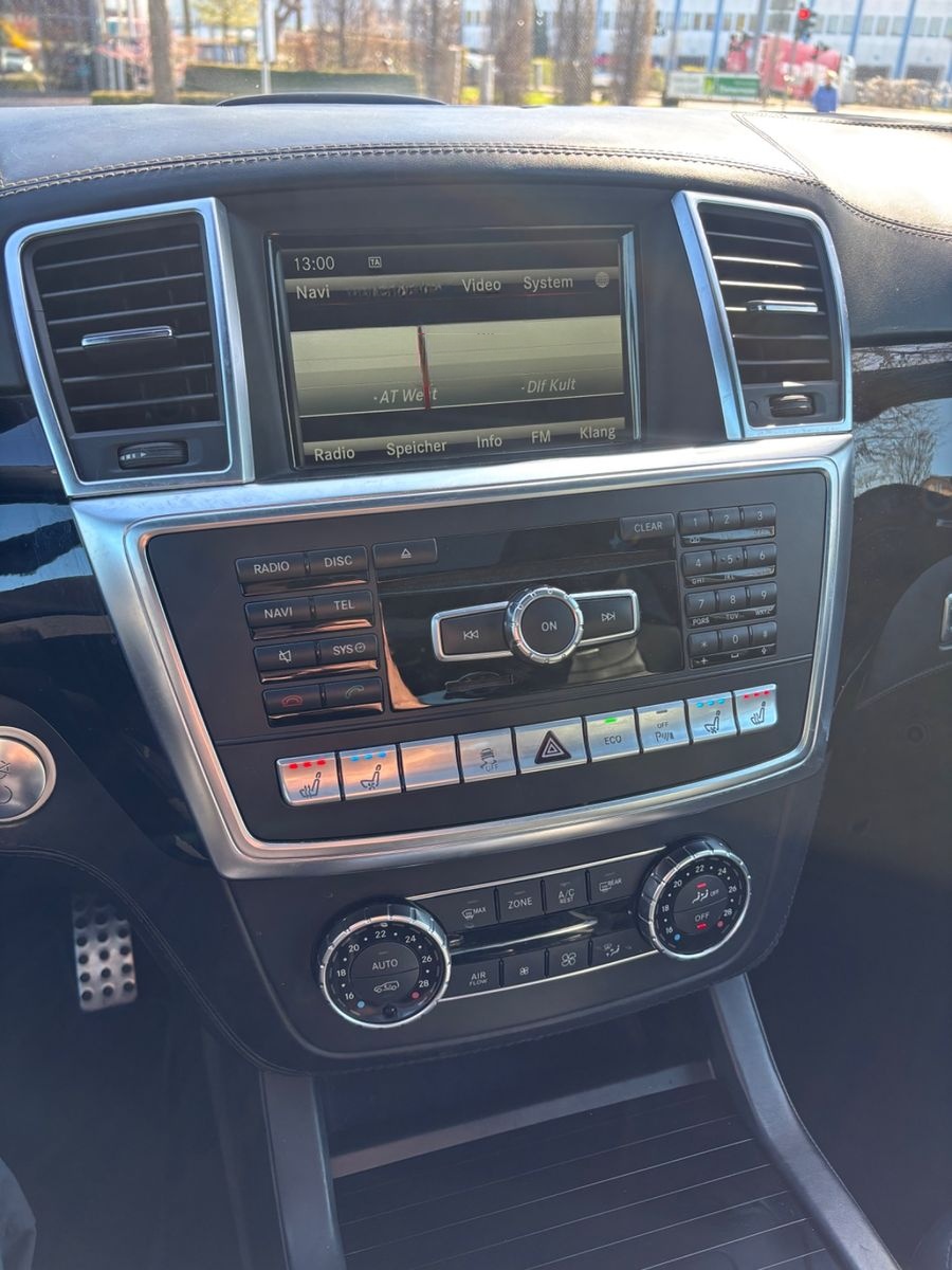 Mercedes-Benz GL 63 AMG GL GL 63 AMG 4Matic foto 14