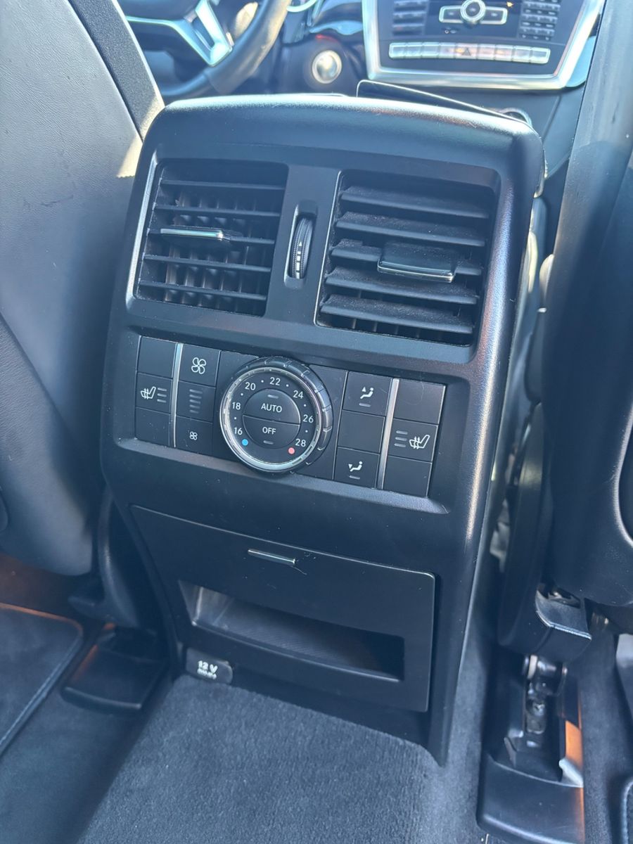 Mercedes-Benz GL 63 AMG GL GL 63 AMG 4Matic foto 25