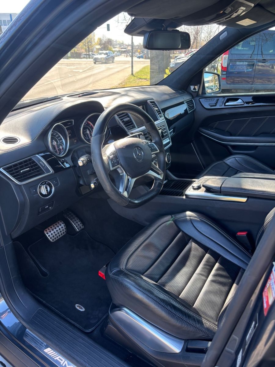 Mercedes-Benz GL 63 AMG GL GL 63 AMG 4Matic foto 10