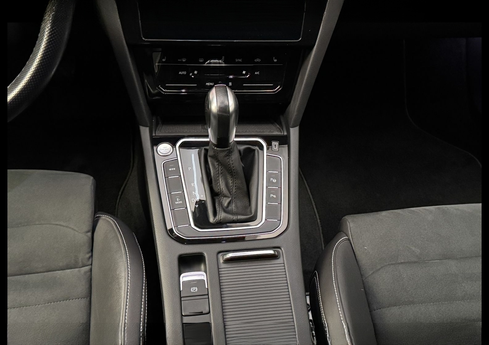 Volkswagen Passat Variant GTE 1.4TSI eHybrid DSG Matrix/AHK foto 21