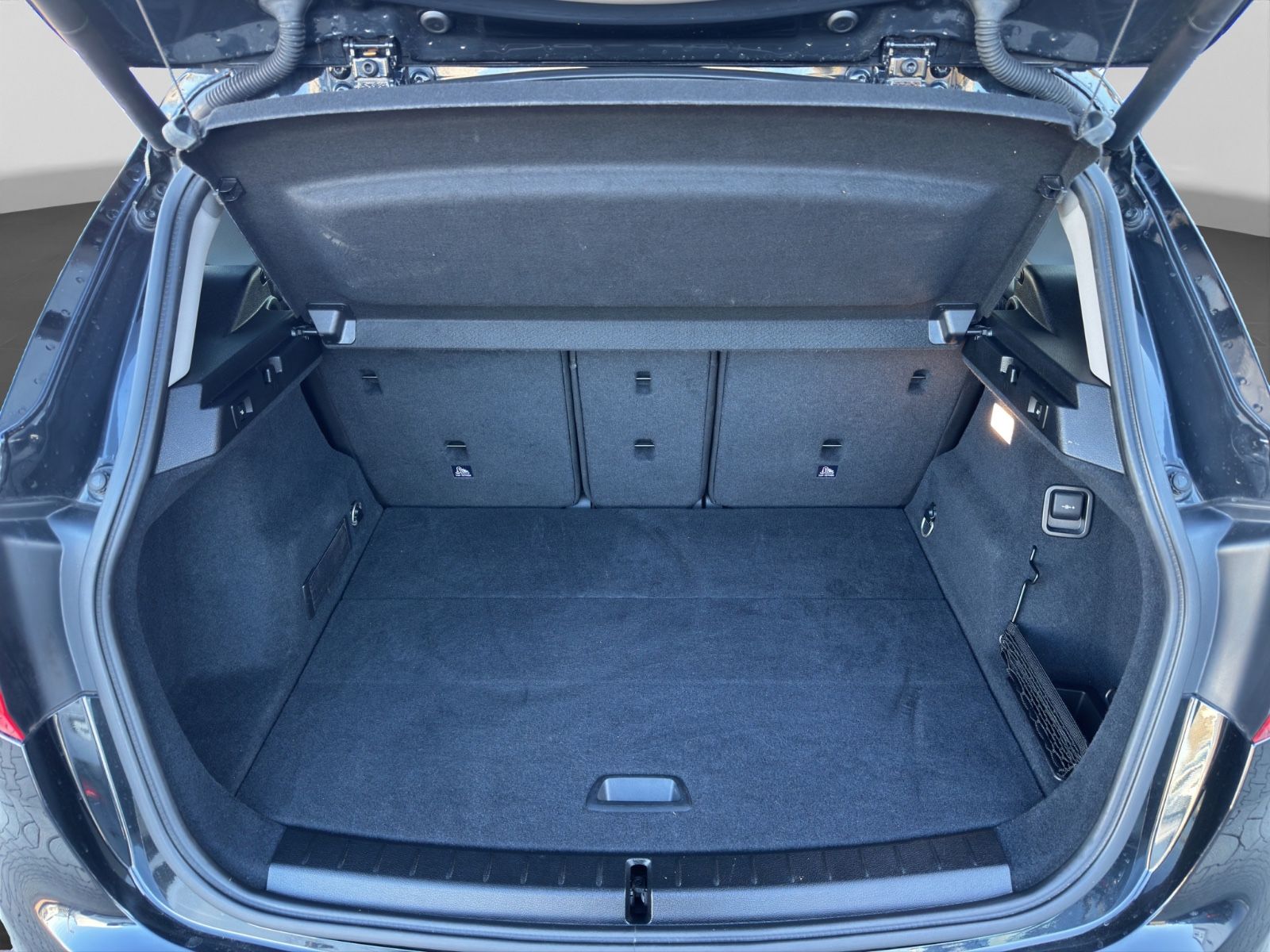 BMW 218d xDrive Active Tourer Automatik AHK Keyless foto 18