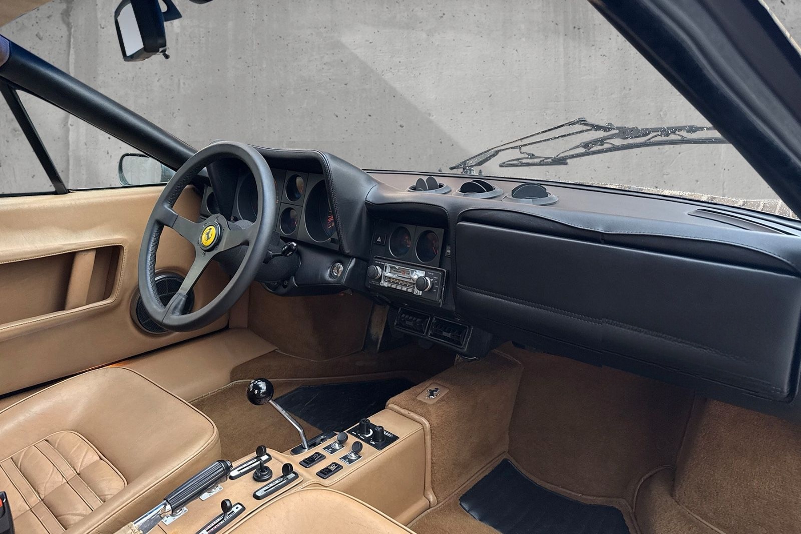 Ferrari 512 BBi*Classiche Zertifiziert*Matching Numbers foto 15