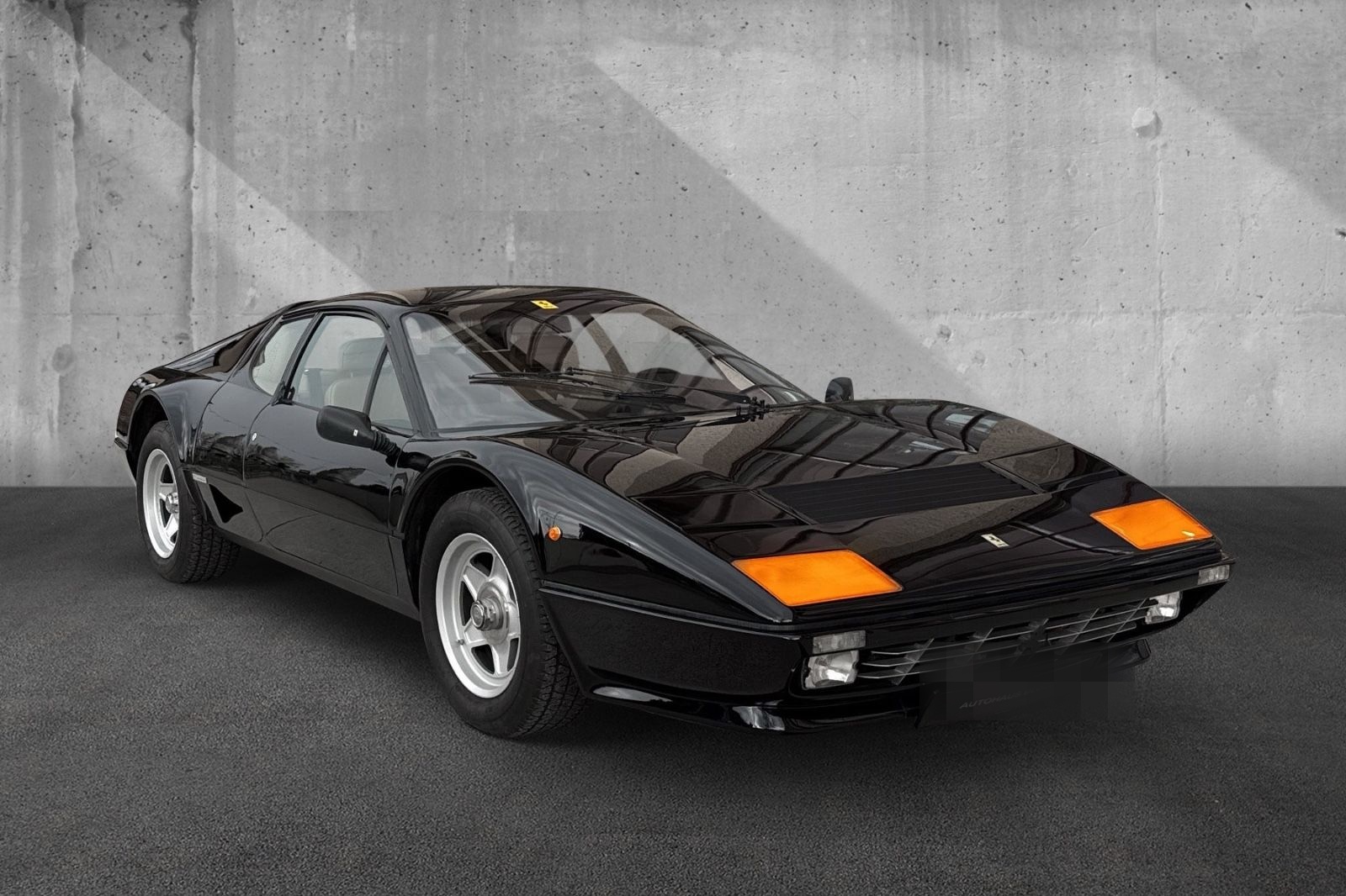 Ferrari 512 BBi*Classiche Zertifiziert*Matching Numbers foto 7