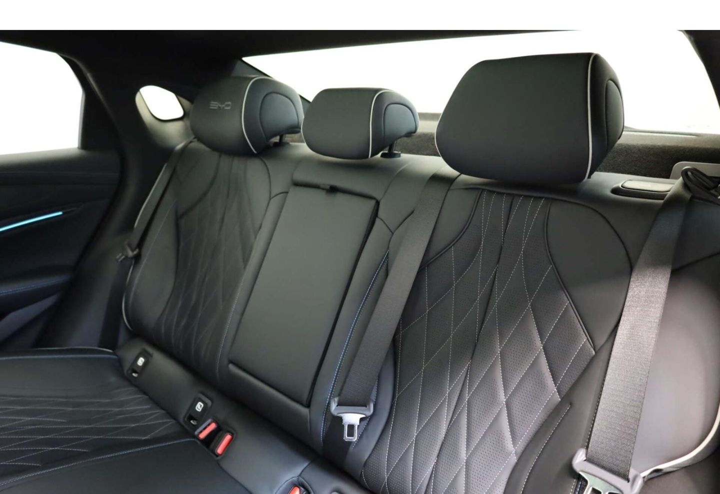 BYD Seal 2026 Design foto 12