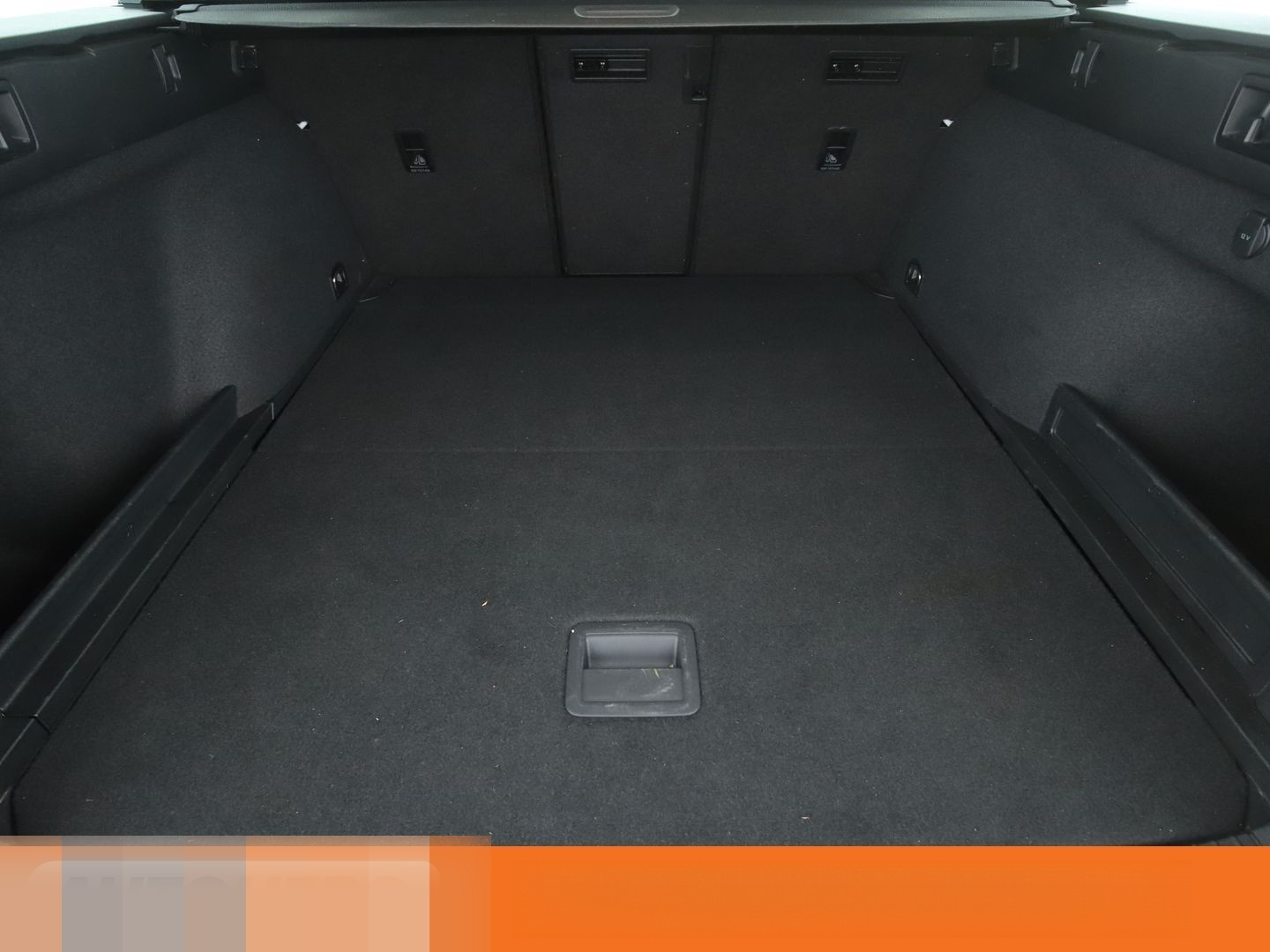 Volkswagen Passat 2.0 TDI Comfortline BM Aut.*NAVI*LED*ACC* foto 18