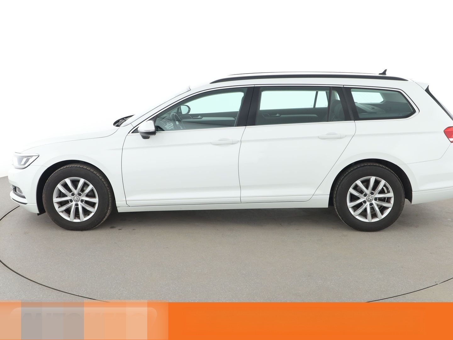 Volkswagen Passat 2.0 TDI Comfortline BM Aut.*NAVI*LED*ACC* foto 3