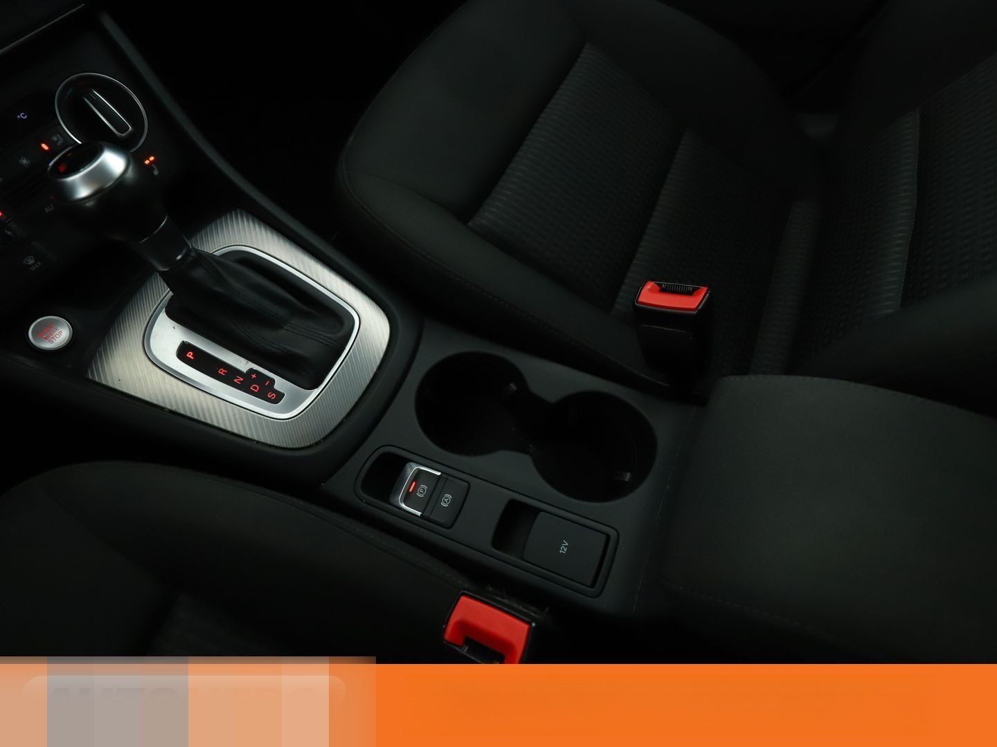 Audi Q3 2.0 TFSI quattro Design Aut.*NAVI*LED*TEMPO* foto 24