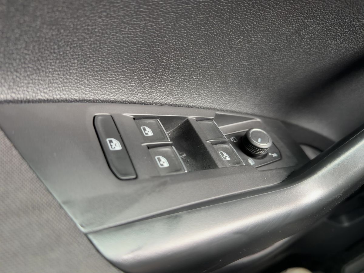Volkswagen Taigo 1.0 TSI DSG STYLE LED+NAVI+APP+ACC+SHZ+PDC foto 15