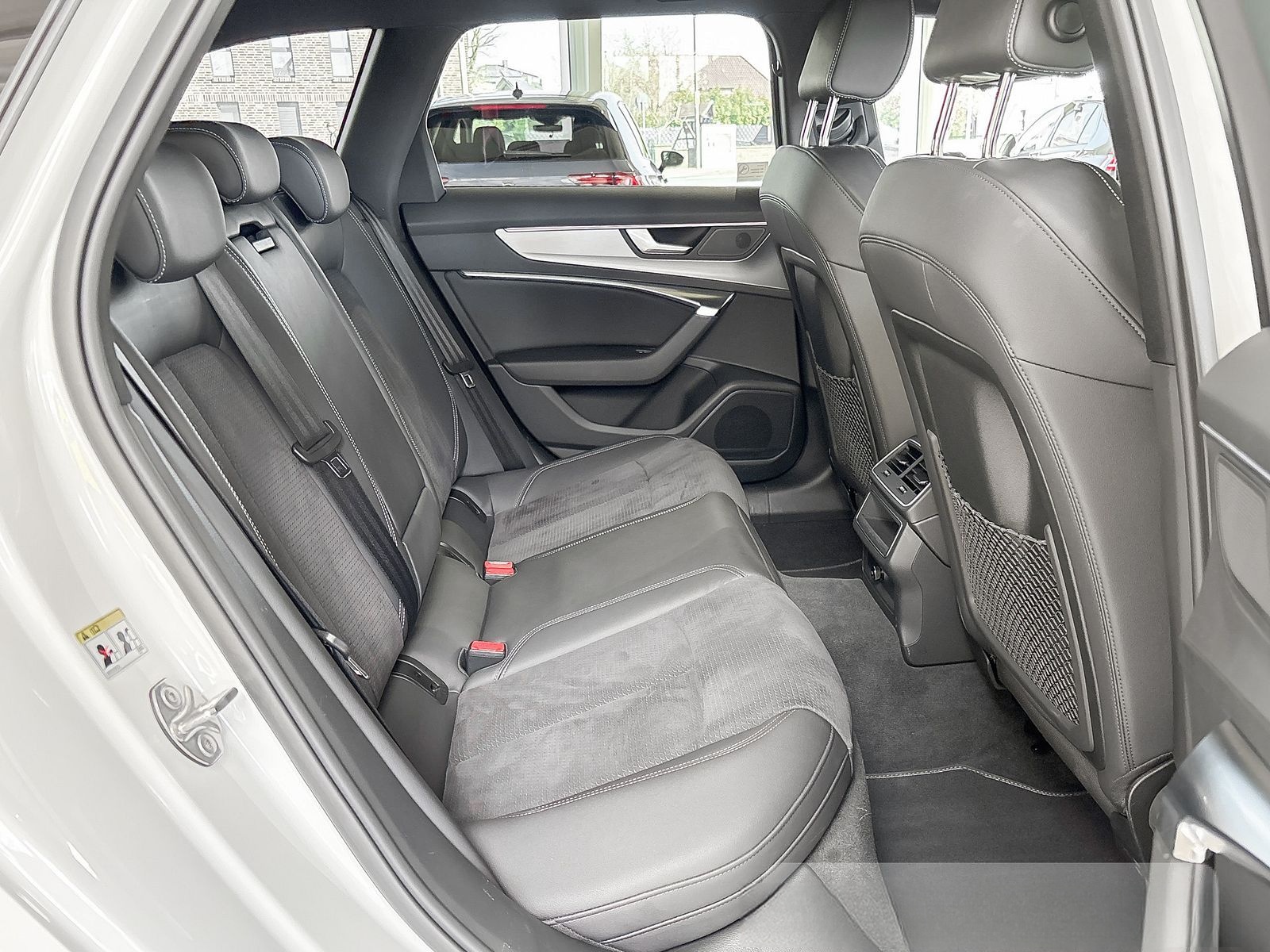 Audi A6 Avant 40 2.0 TDI S-tronic Sport S-Dach PDC foto 8