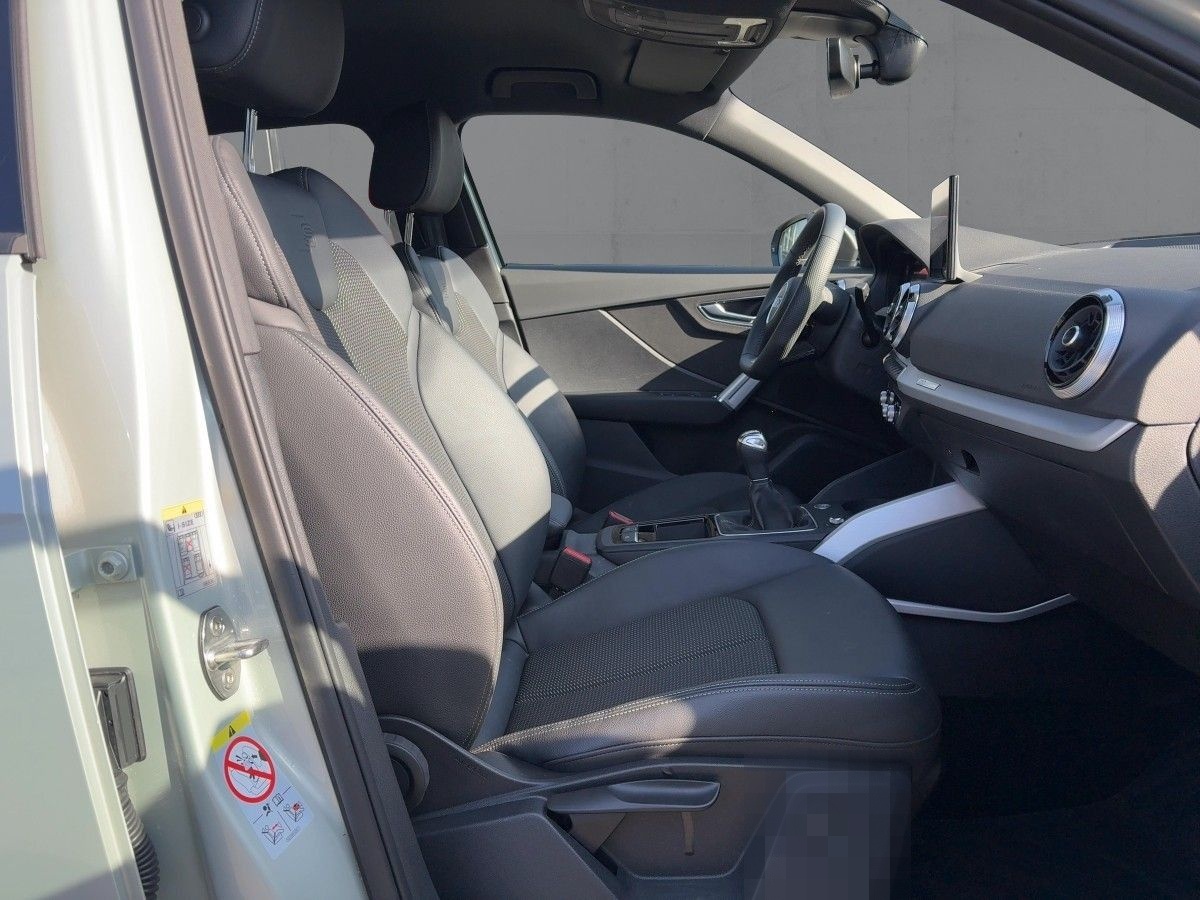 Audi Q2 30 TFSI S-LINE LED+RFK+GRA+SHZ+AHK foto 12
